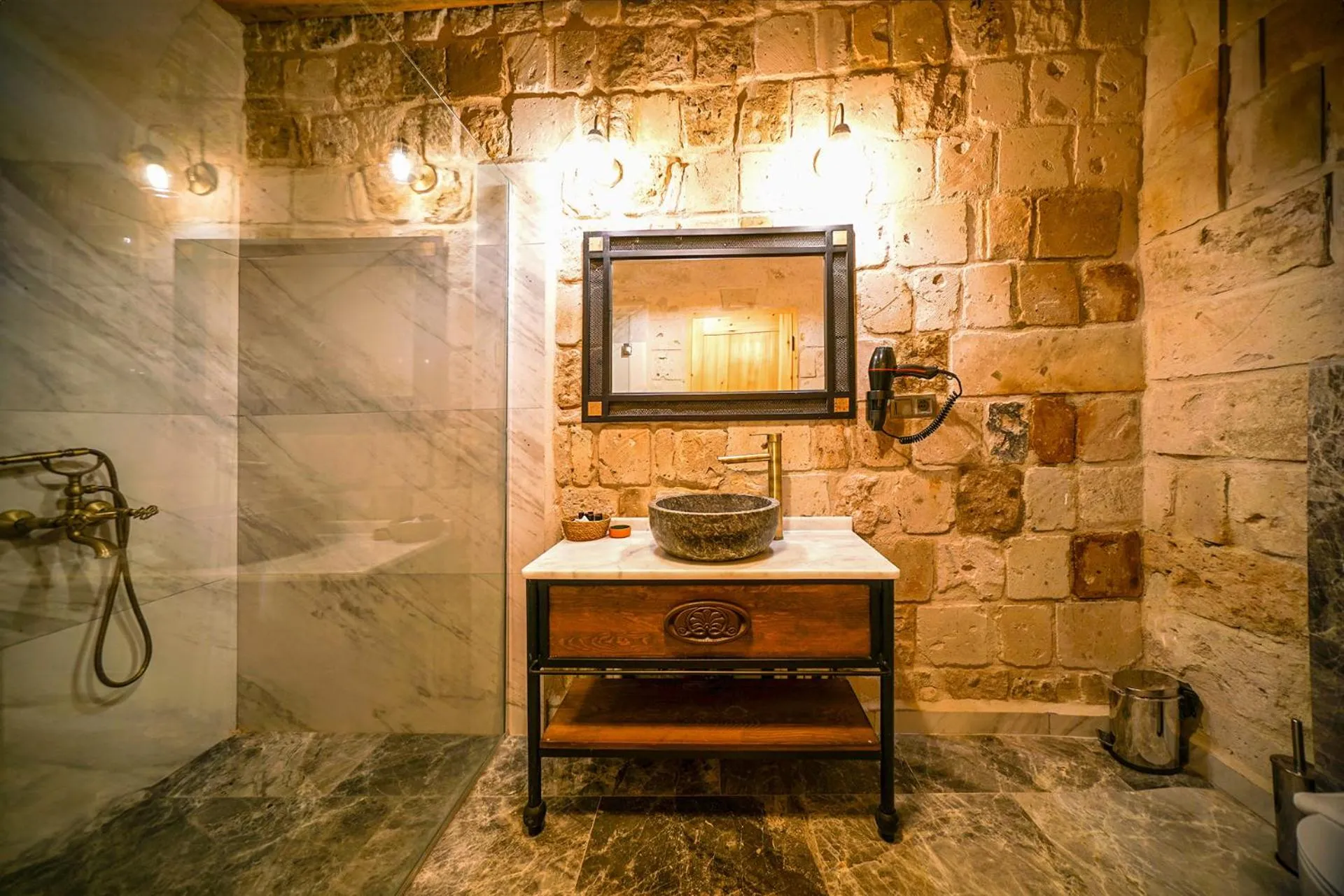 Bathroom in Caverna Hotel Premium Caves