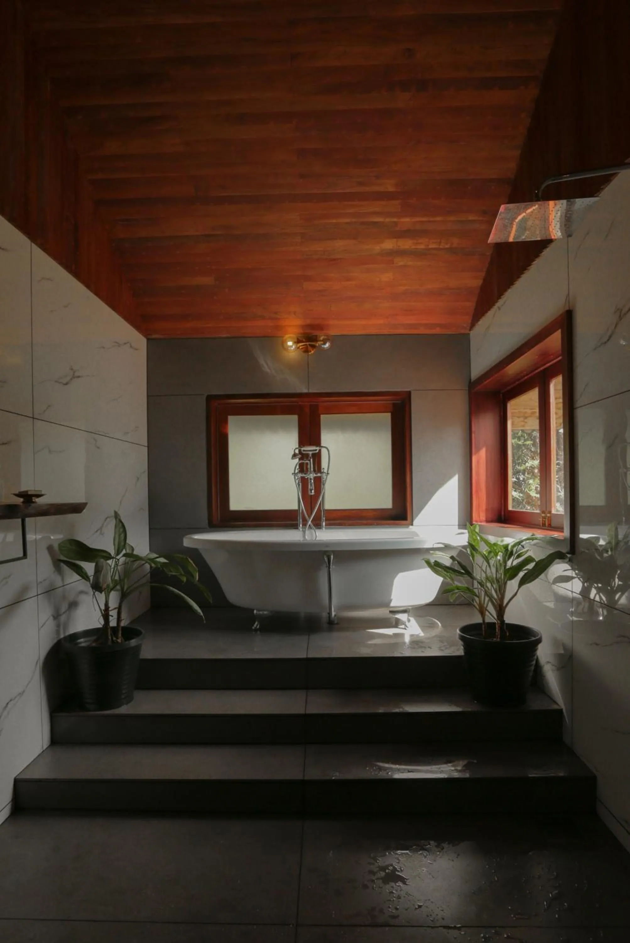 Bath in Aramb Boutique Resort