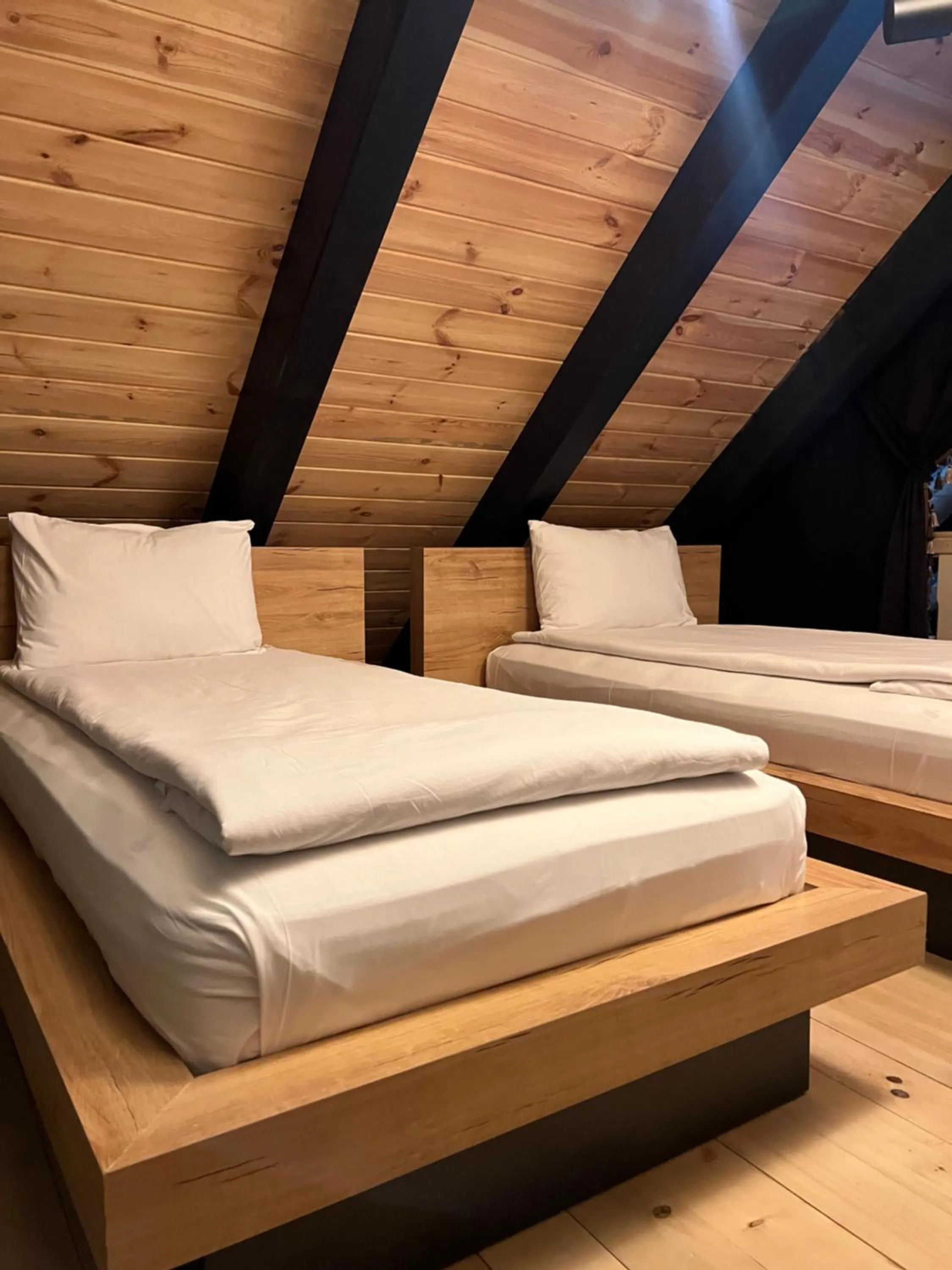 Bed in AYDER VANAK STONE SUİTES