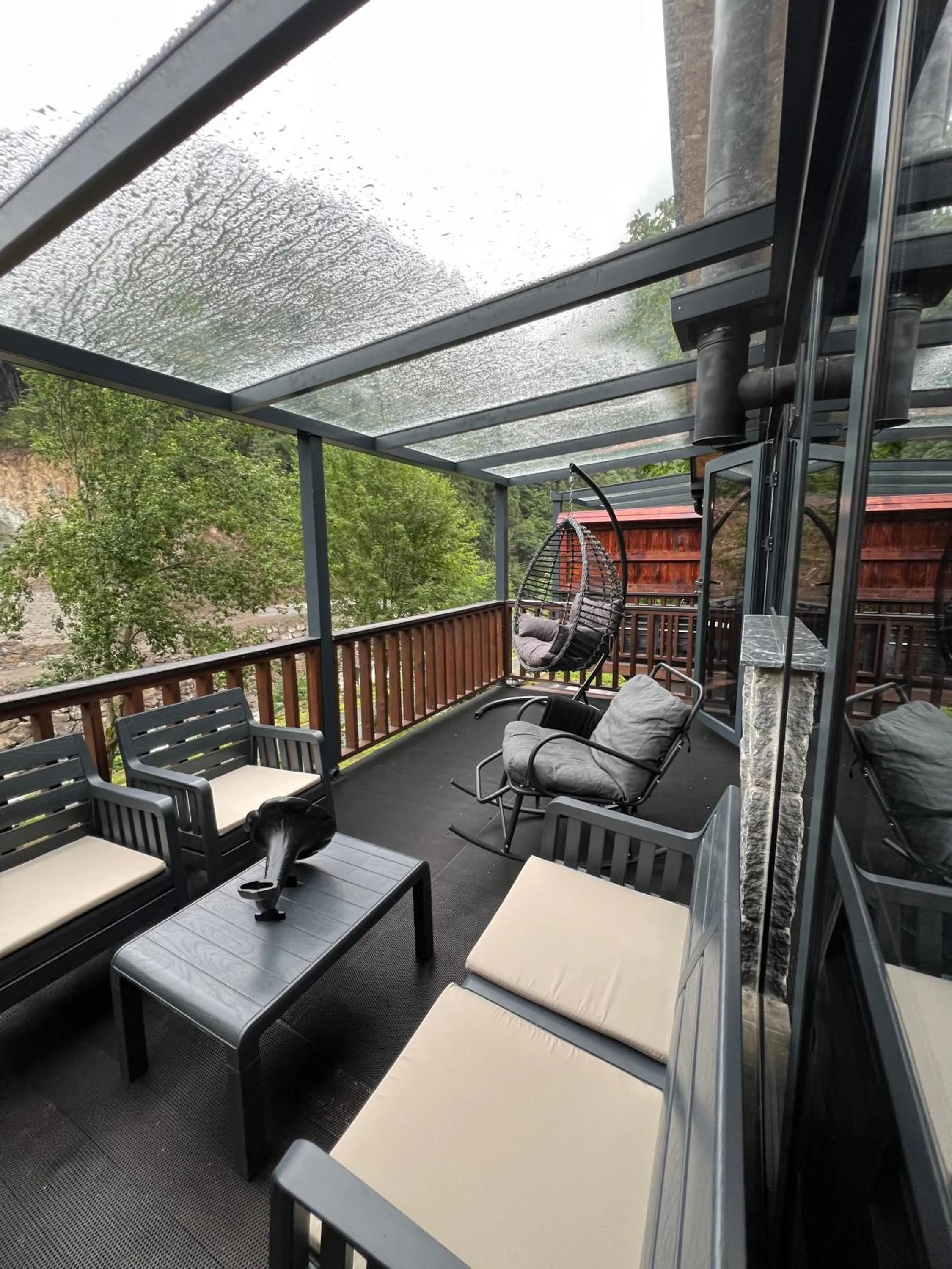 Day in AYDER VANAK STONE SUİTES