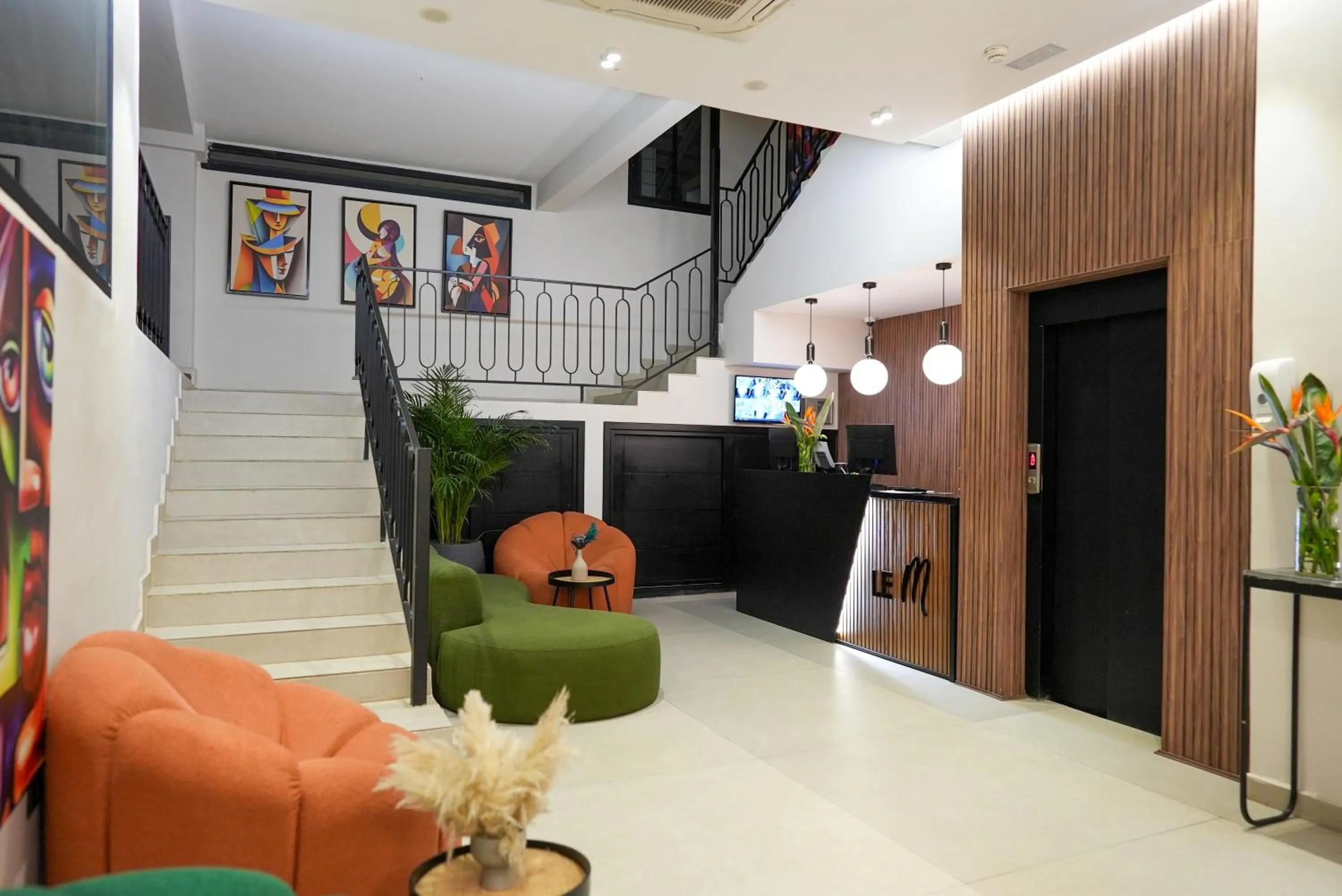 Lobby or reception in Le M Hôtel