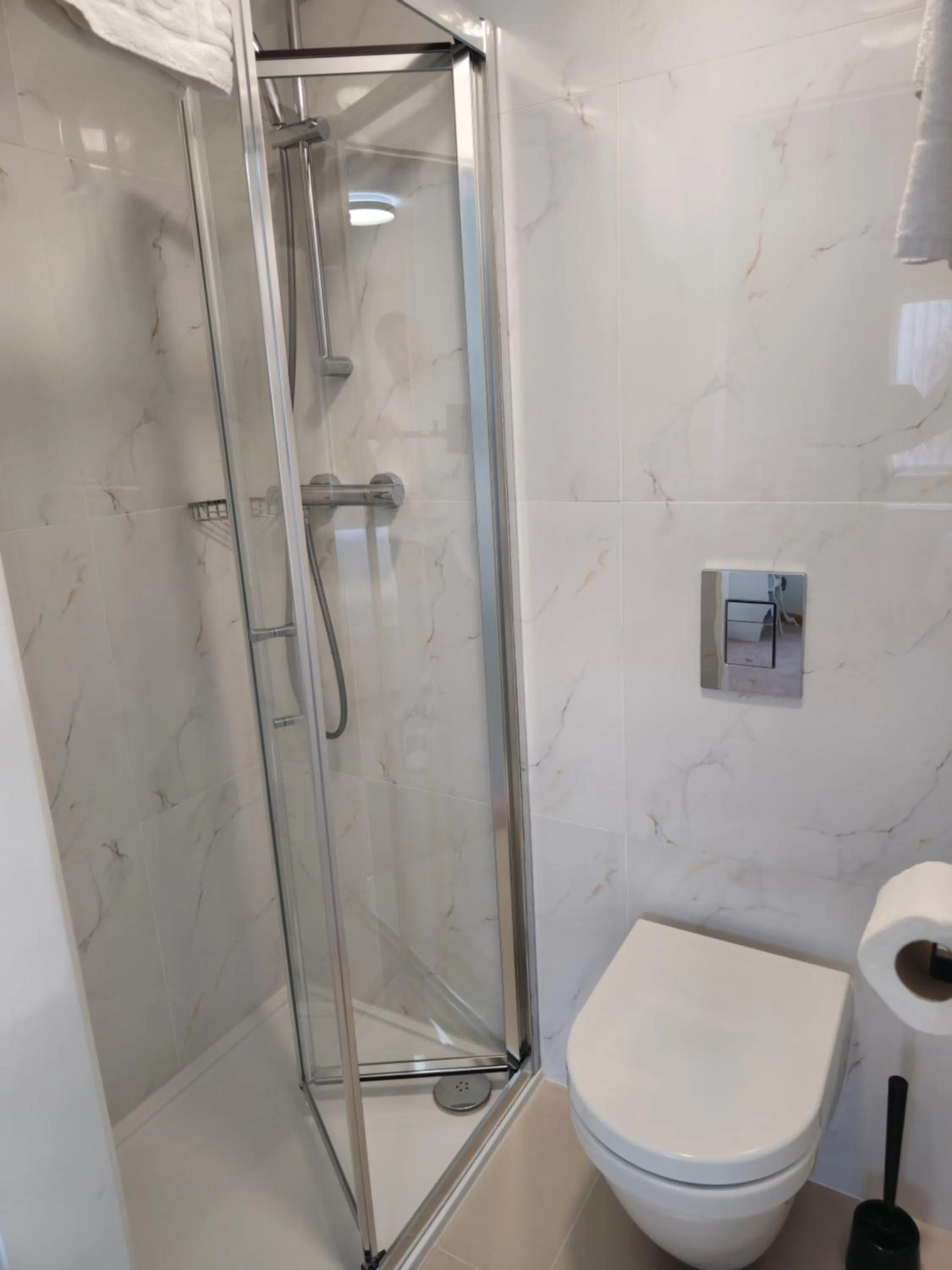 Shower in Homefield Lodge