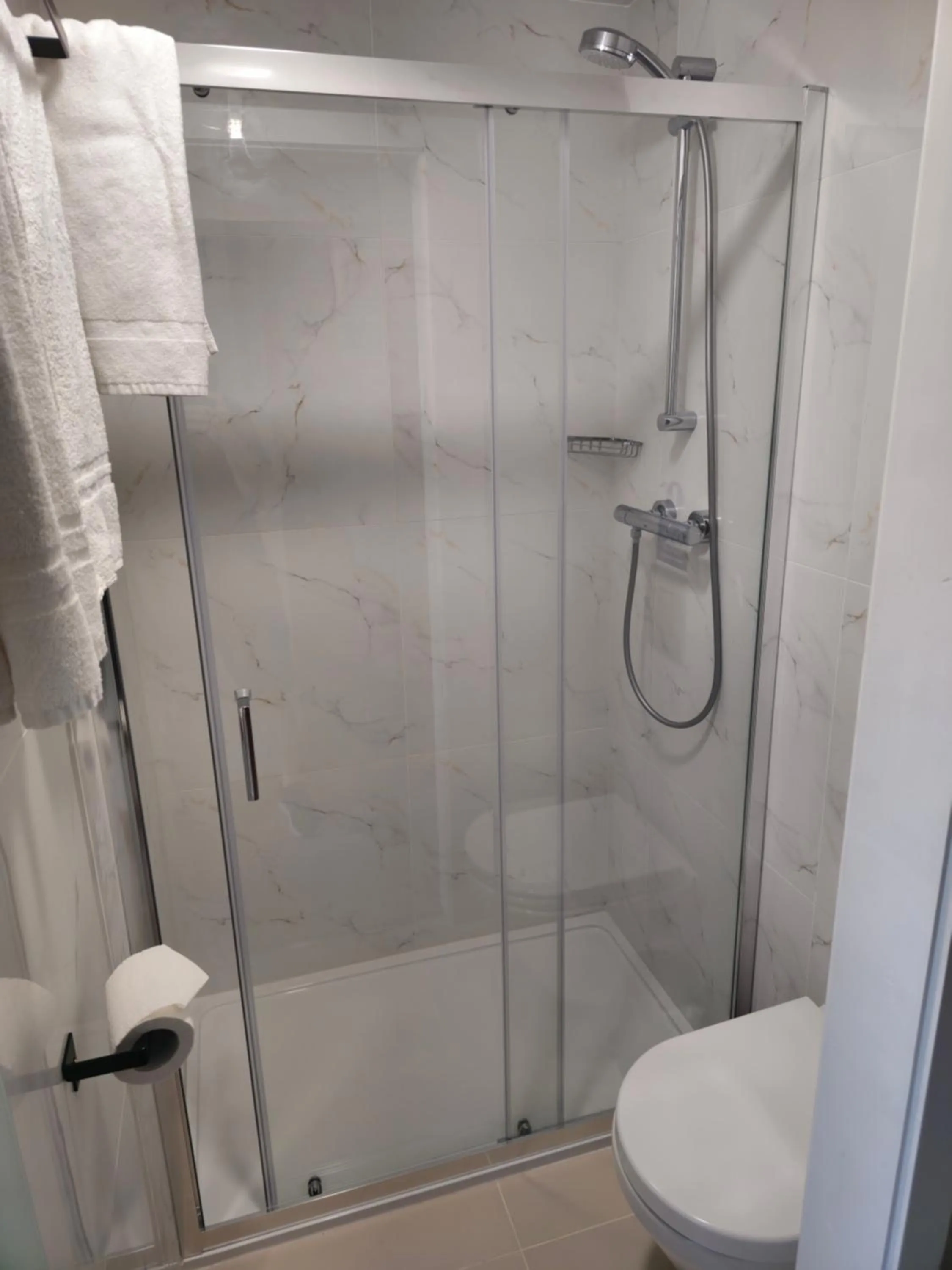 Shower in Homefield Lodge