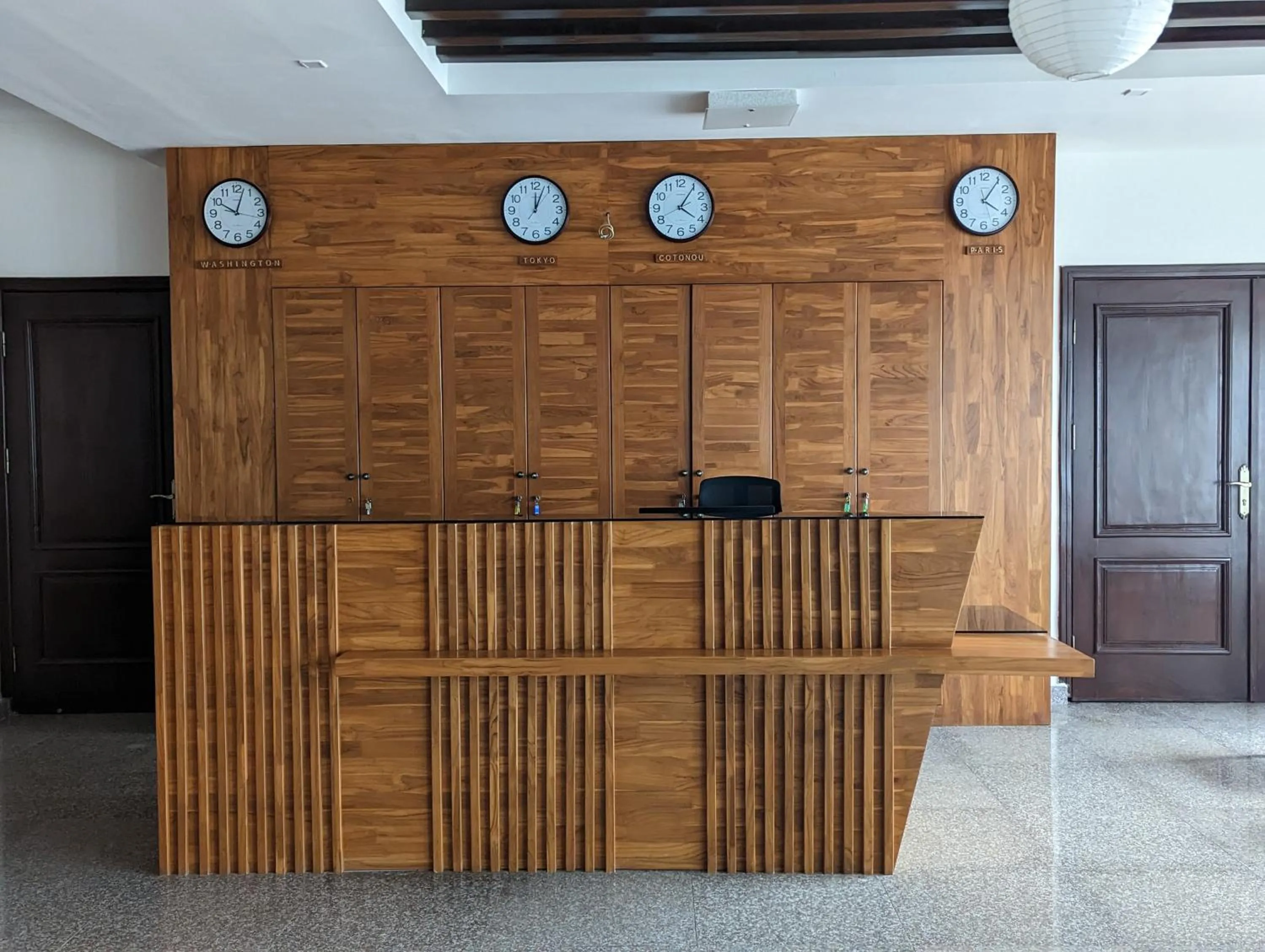 Lobby or reception in Les Ombrelles Appart'Hotel