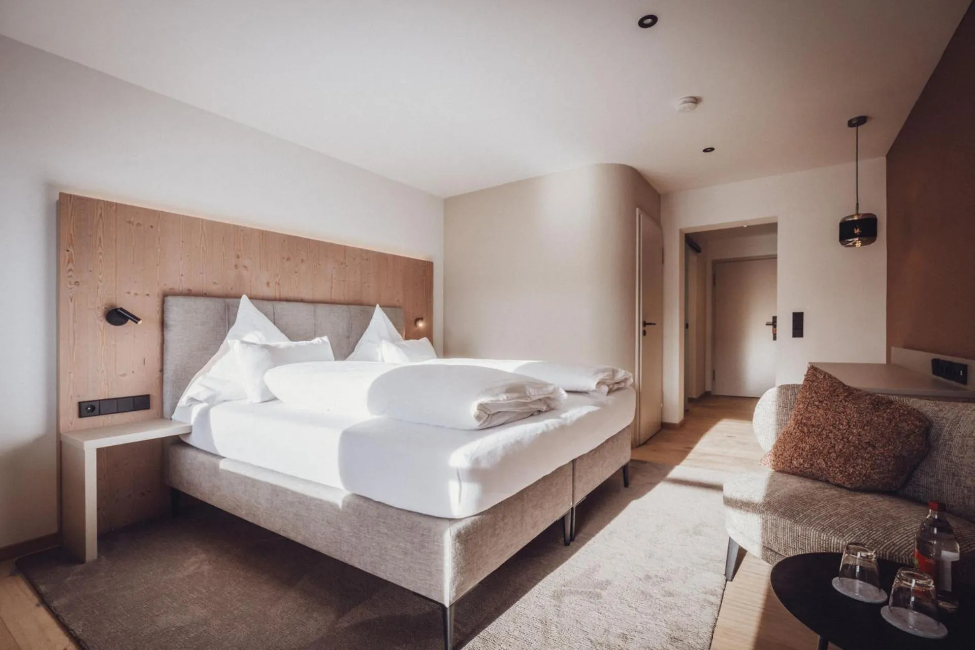 Photo of the whole room, Bed in Wellnesshotel Sonnenhalde Tonbach