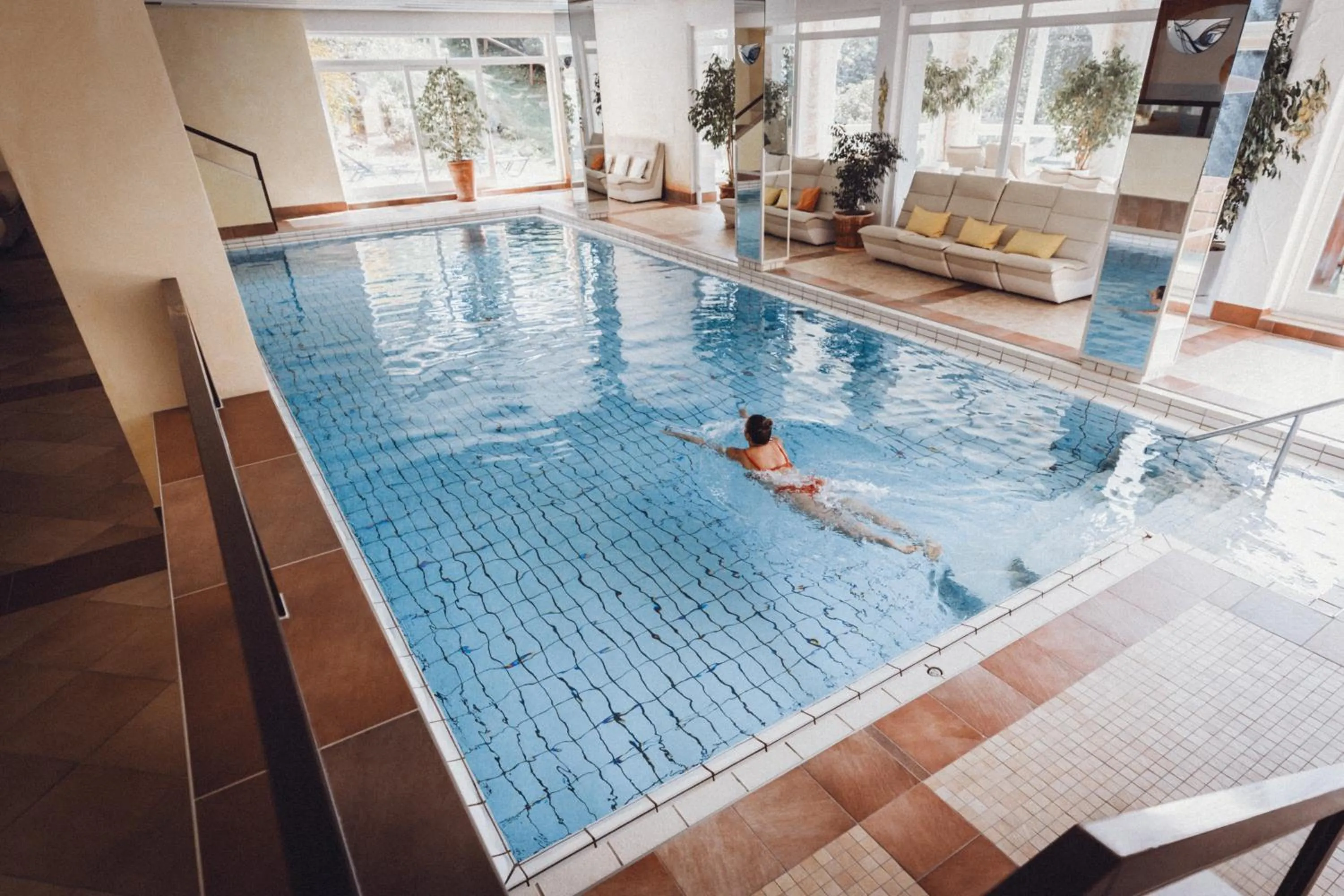 Swimming pool in Wellnesshotel Sonnenhalde Tonbach