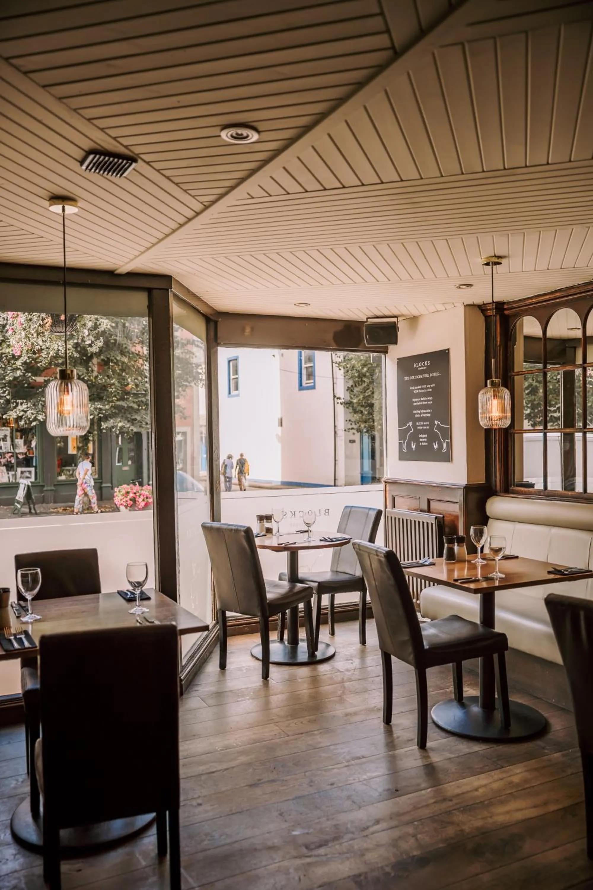 Restaurant/places to eat in Allerdale Court Hotel