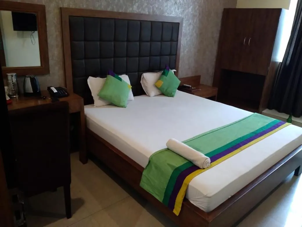 Standard Double Room - single occupancy in Parnil Palace