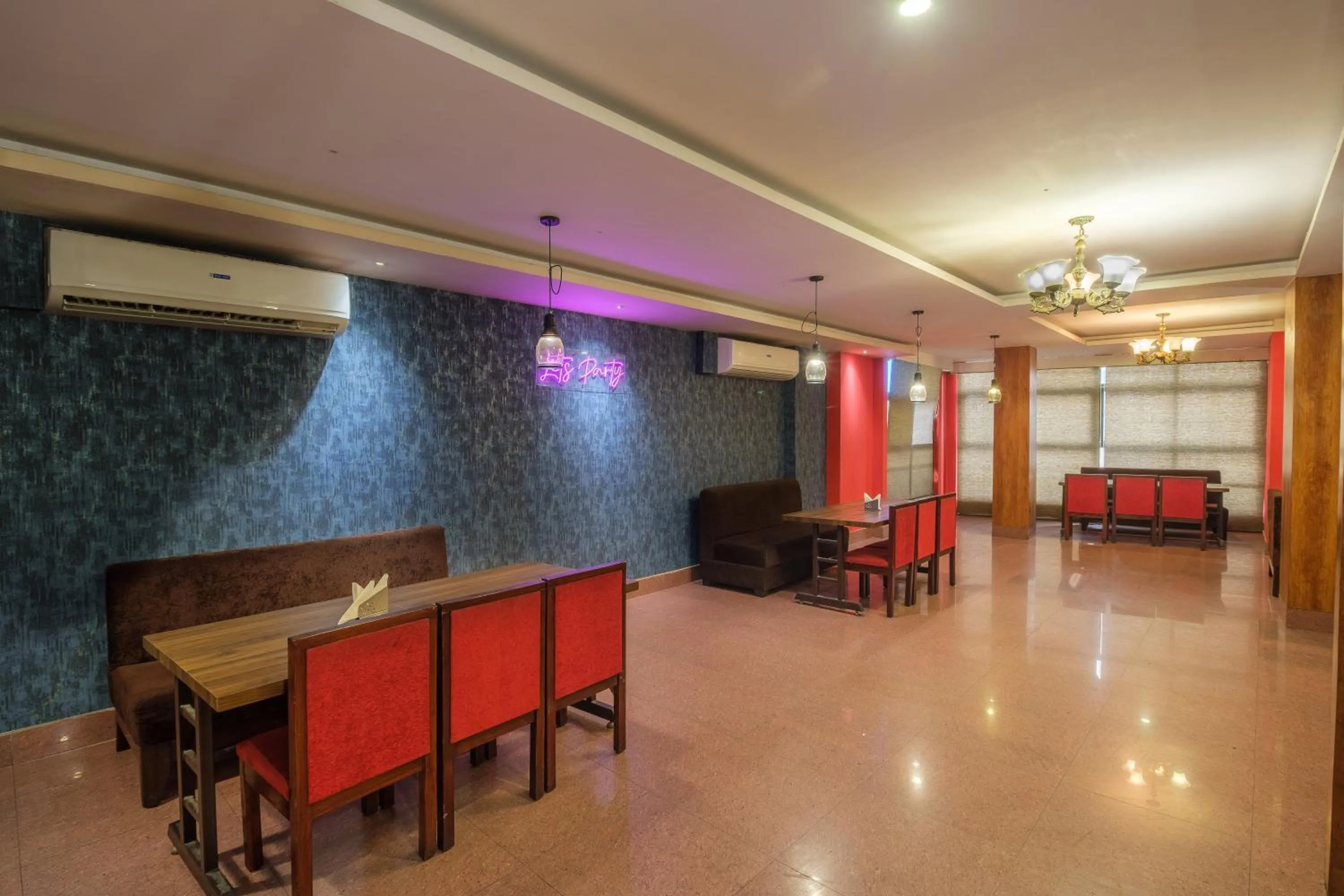 Dining area in Parnil Palace