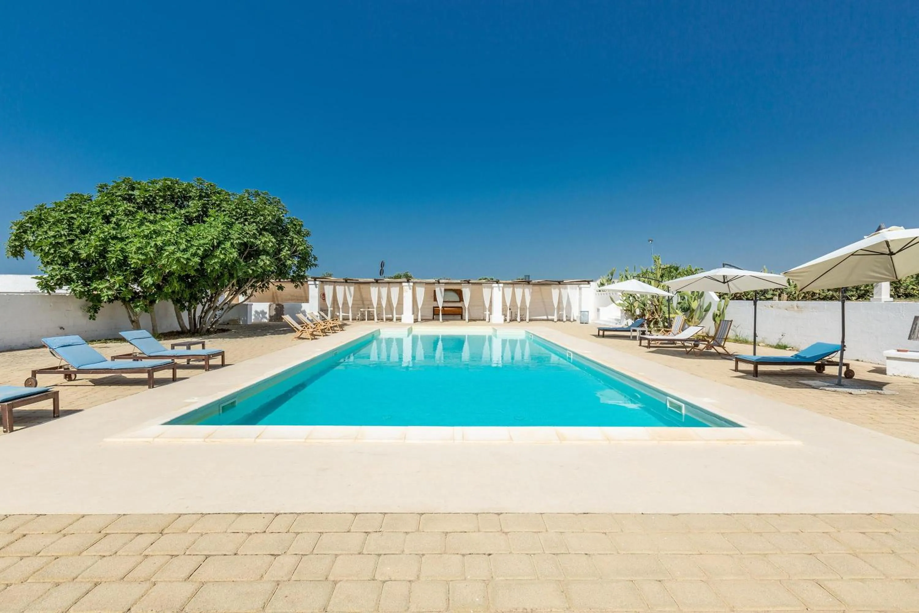 Swimming pool in Masseria Pepe