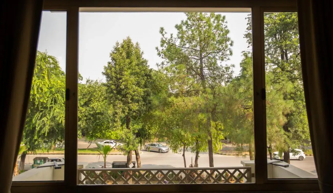 Roomy Signature Hotel, Islamabad Roomy Signature Hotel, Islamabad