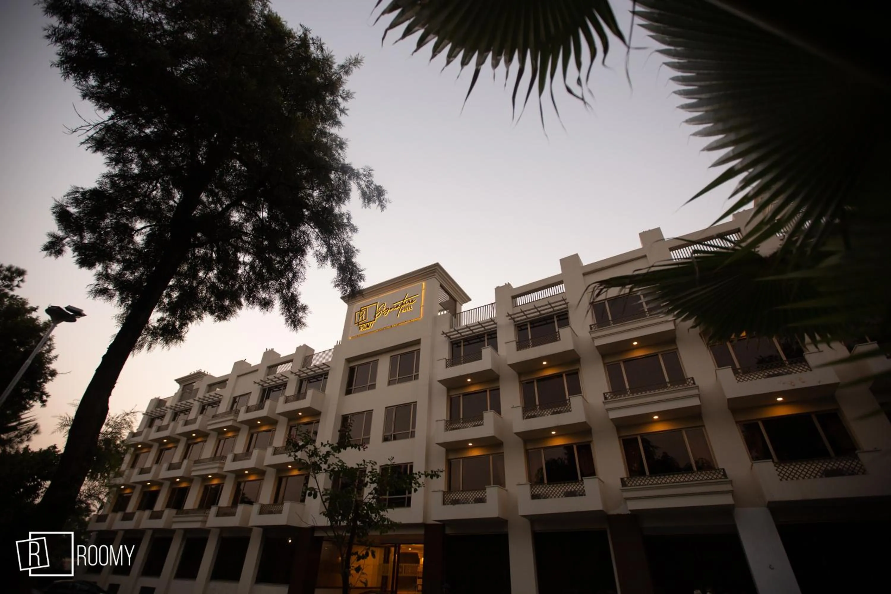 Property building in Roomy Signature Hotel, Islamabad