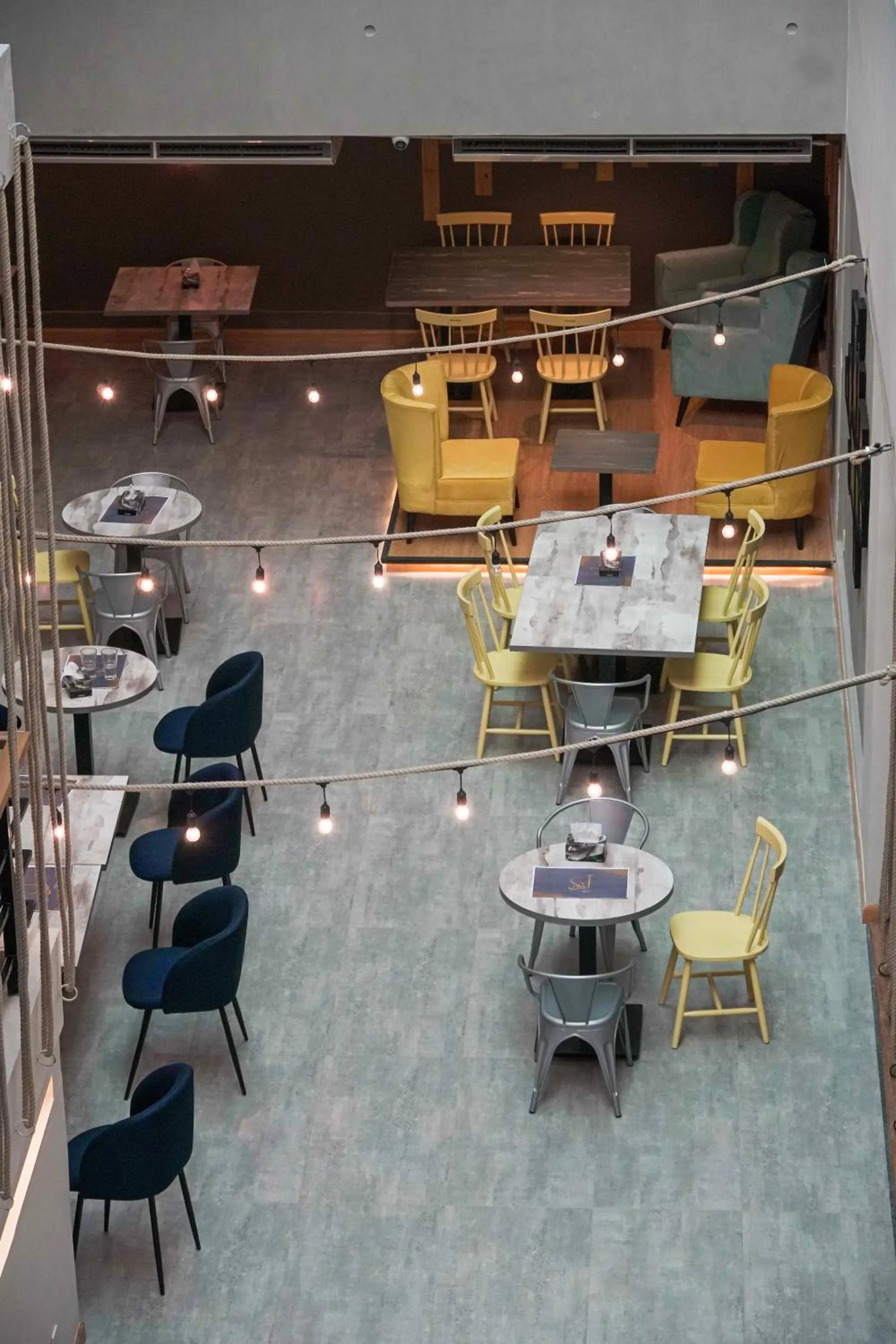 Restaurant/places to eat in Roomy Signature Hotel, Islamabad