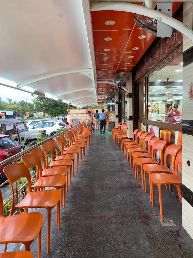 Restaurant/places to eat in Padma Homes Stay- Luxury Service Apartment 1BHK & 2BHK & 3BHK Restaurant/places to eat in Padma Homes Stay- Luxury Service Apartment 1BHK & 2BHK & 3BHK