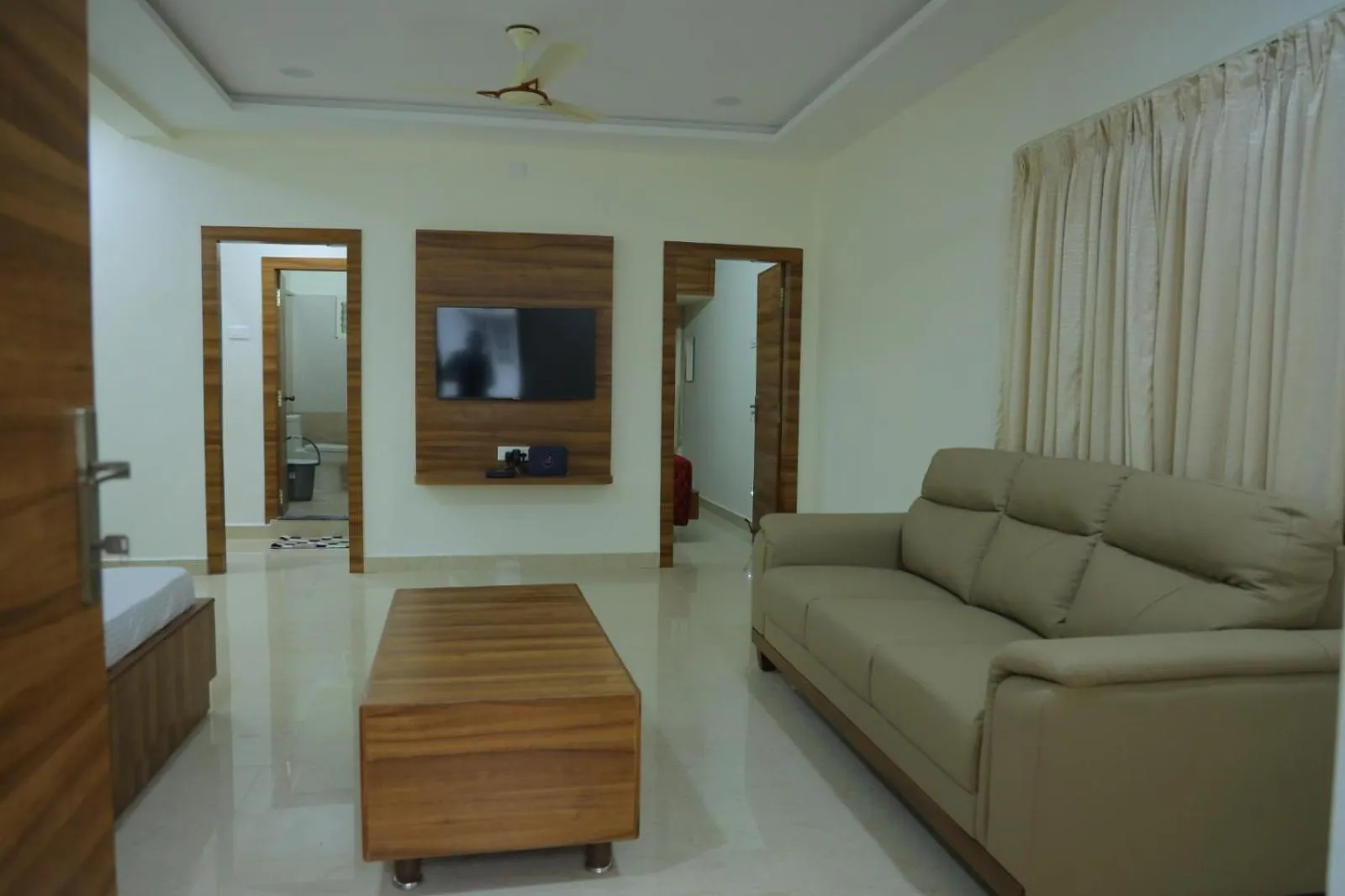 Communal lounge/ TV room in Padma Homes Stay- Luxury Service Apartment 1BHK & 2BHK & 3BHK