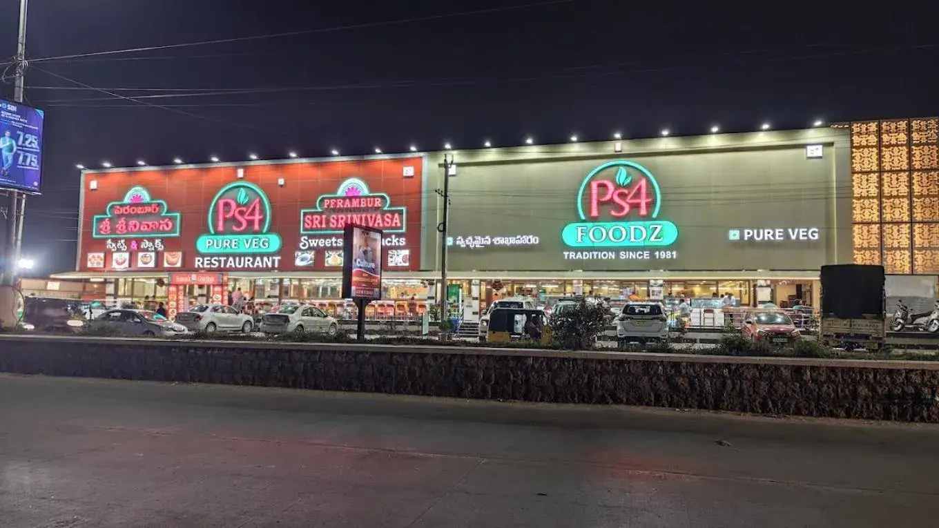 Restaurant/places to eat in Padma Homes Stay- Luxury Service Apartment 1BHK & 2BHK & 3BHK Restaurant/places to eat in Padma Homes Stay- Luxury Service Apartment 1BHK & 2BHK & 3BHK