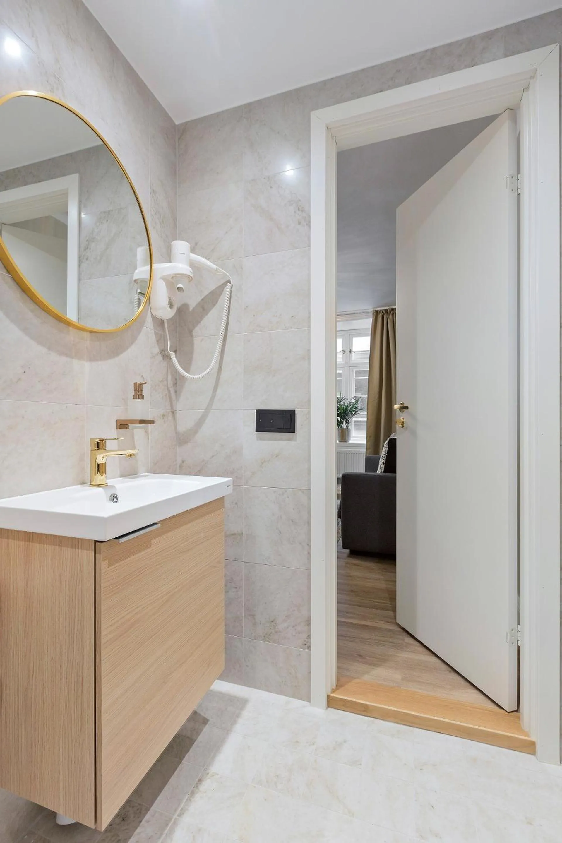 At Old Town Aparthotel