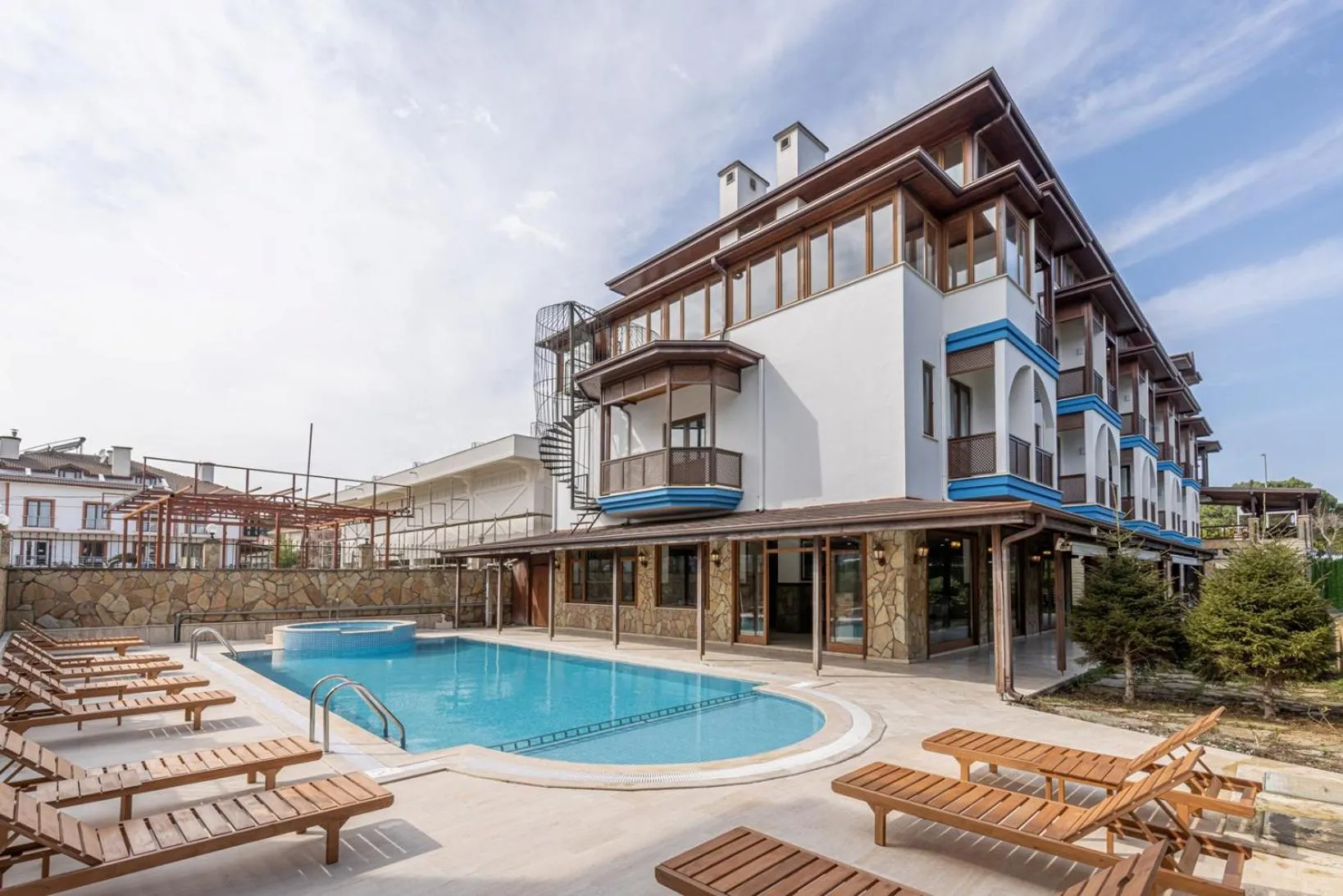 Swimming pool in Olinda Hotel & Spa