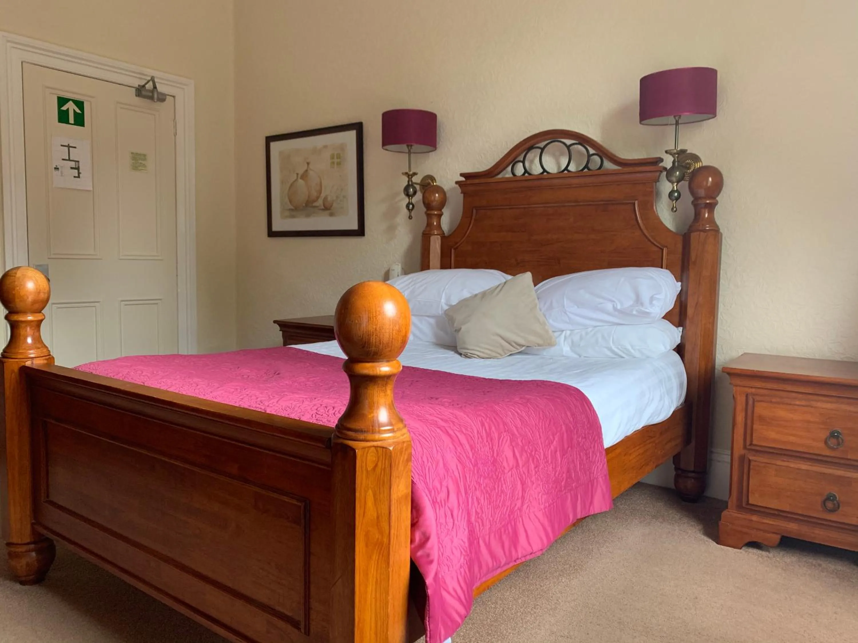 Bed in Broughton Craggs Hotel