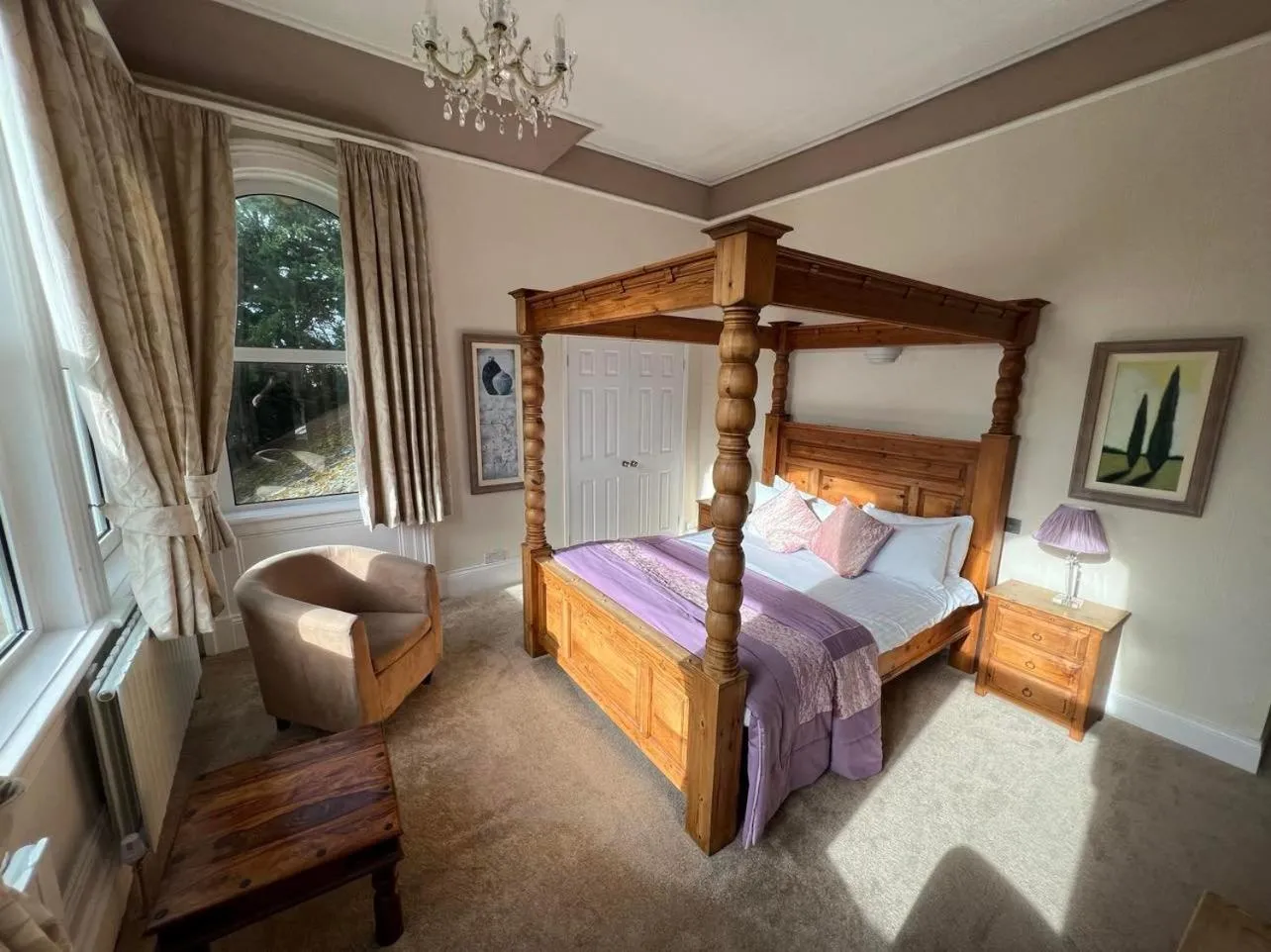 Bed in Broughton Craggs Hotel