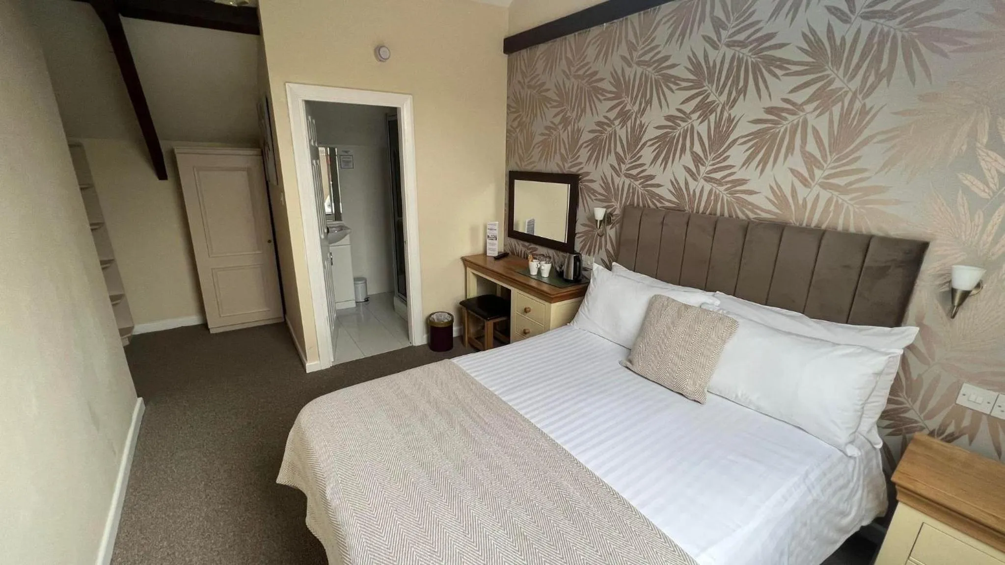 Bed in Broughton Craggs Hotel