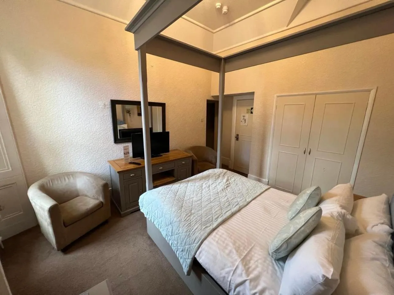 Bed in Broughton Craggs Hotel