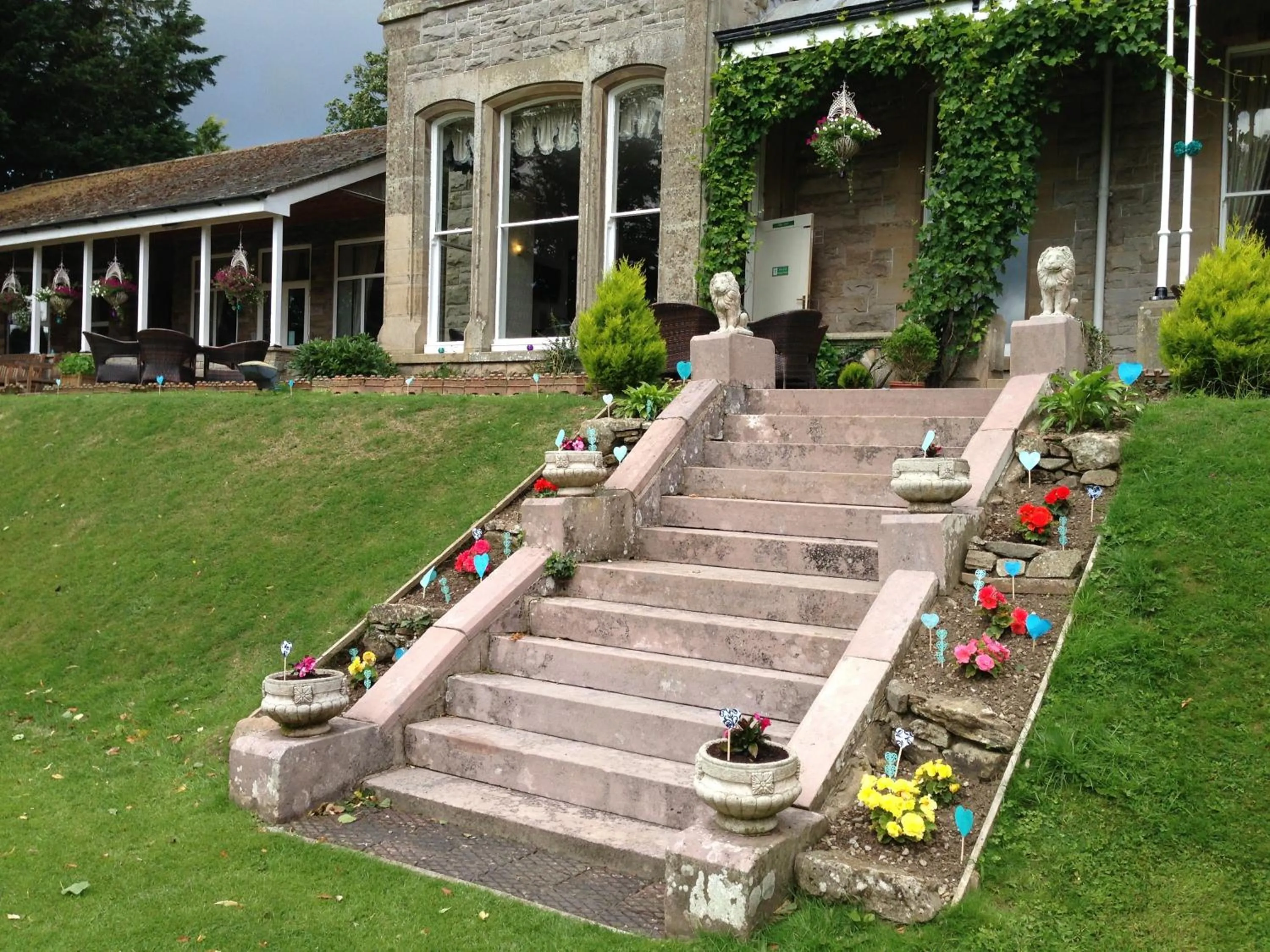 Facade/entrance in Broughton Craggs Hotel