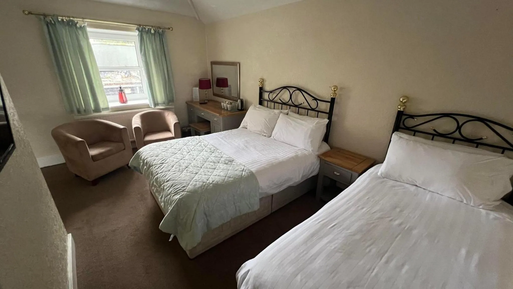 Bed in Broughton Craggs Hotel