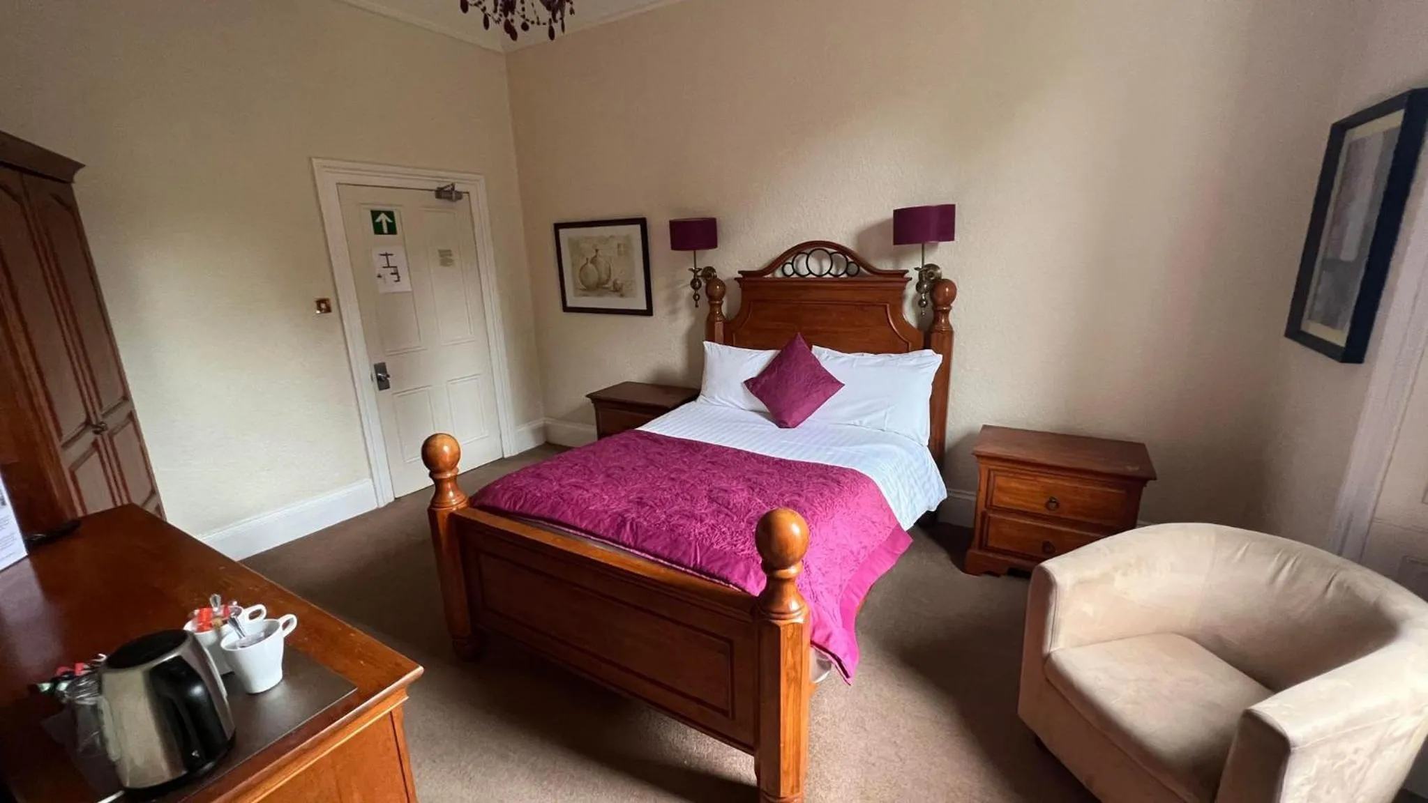 Bed in Broughton Craggs Hotel