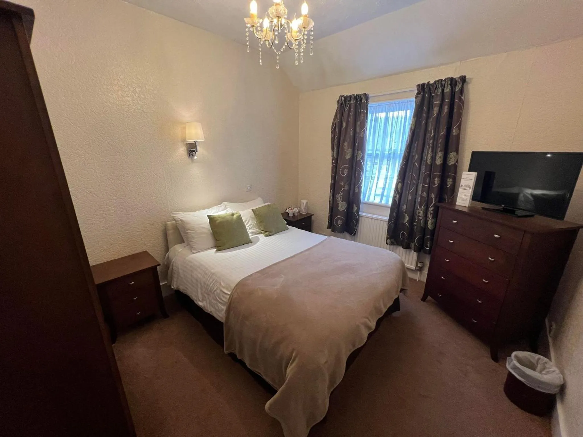 Bed in Broughton Craggs Hotel
