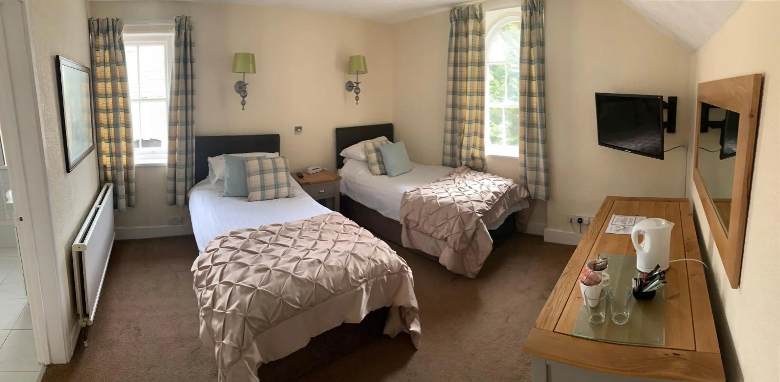 Bed in Broughton Craggs Hotel
