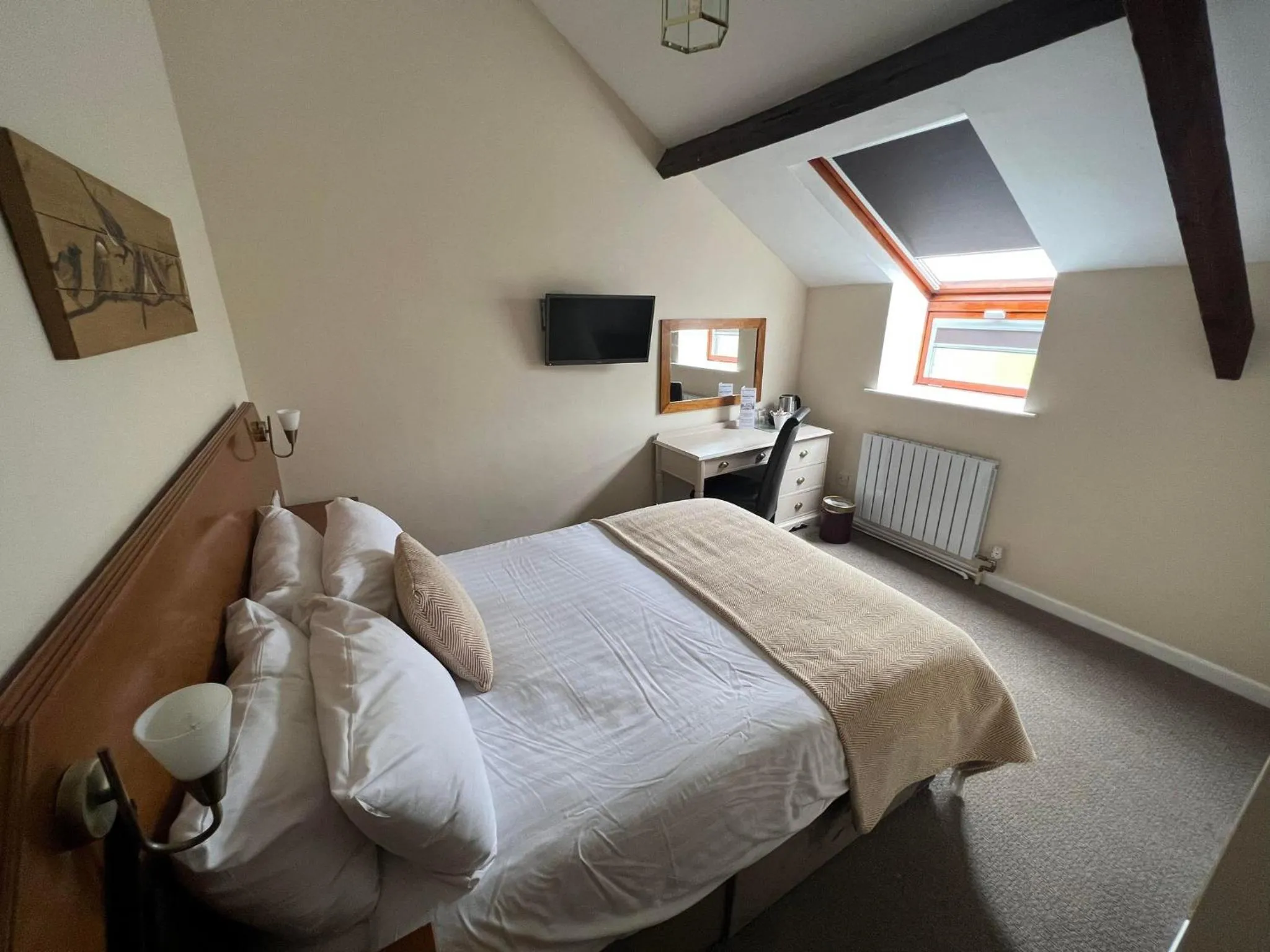 Bed in Broughton Craggs Hotel