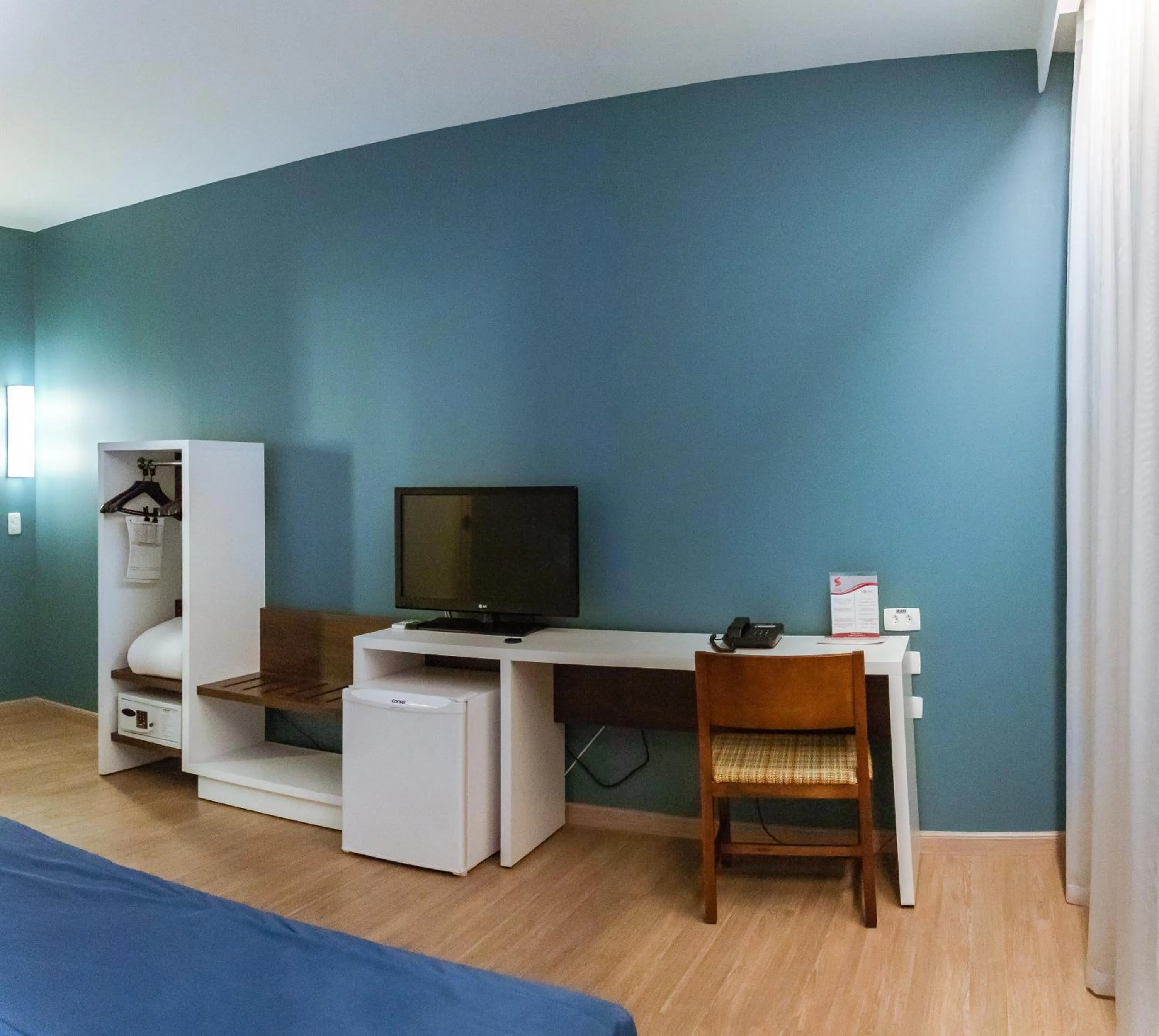 TV and multimedia in VOA Business Supreme Choice Confins