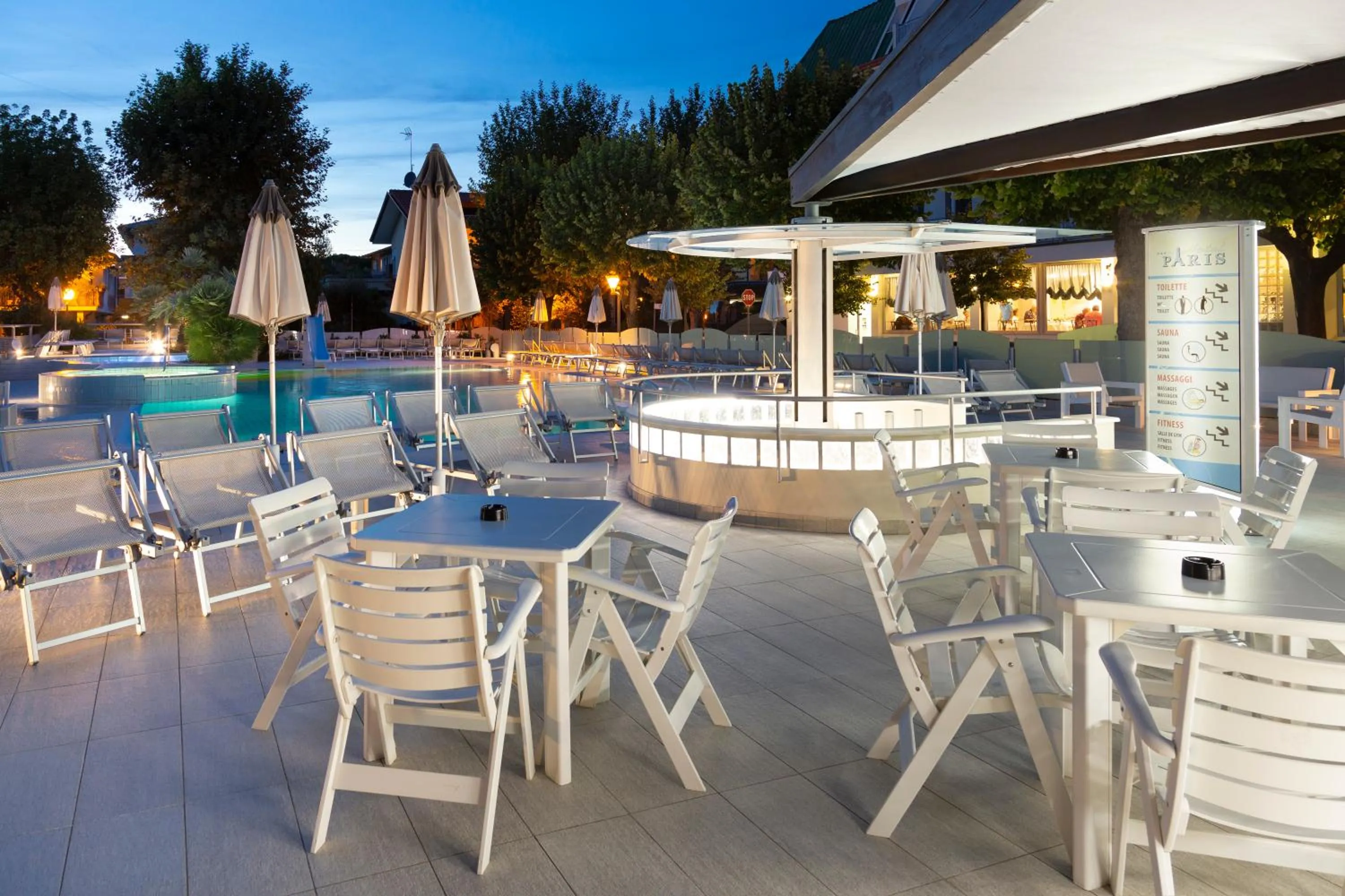 Solarium in Hotel Paris Resort