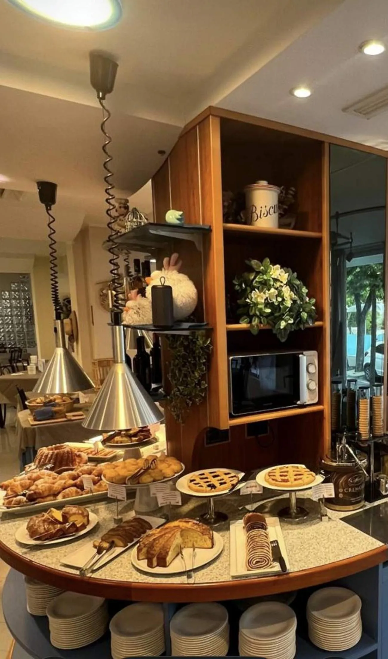 Food in Hotel Paris Resort