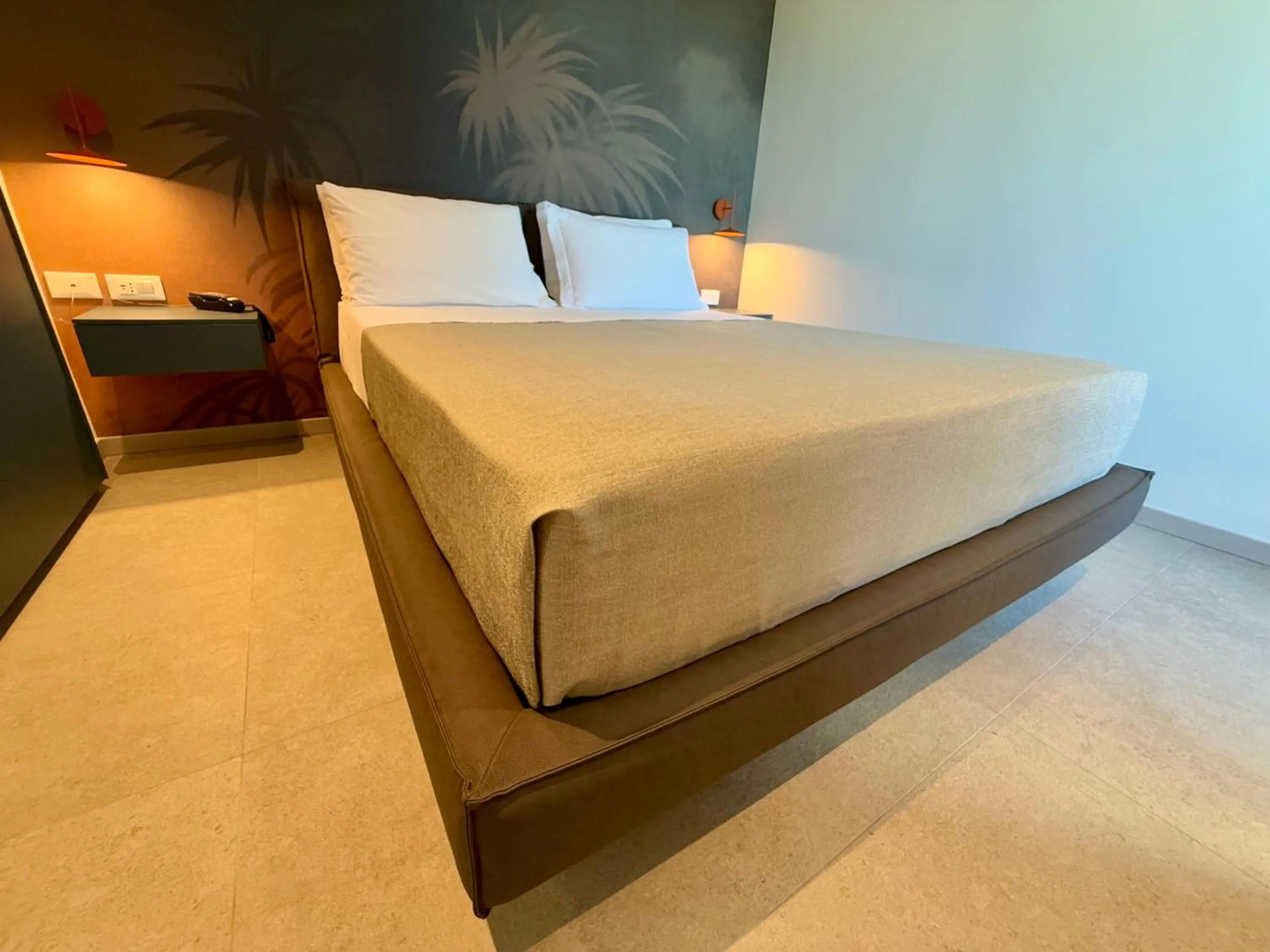 Bed in Hotel Paris Resort
