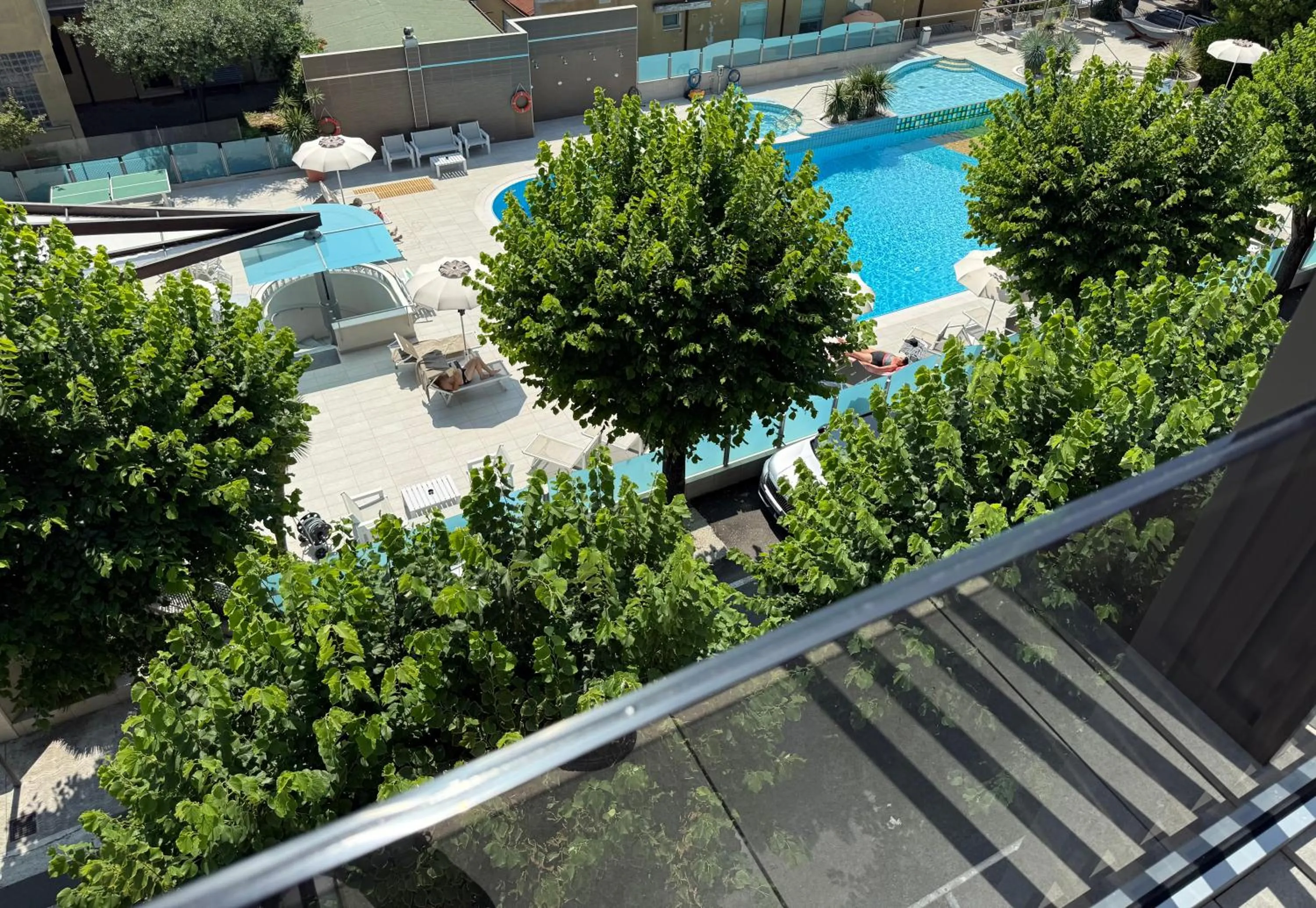 Day in Hotel Paris Resort