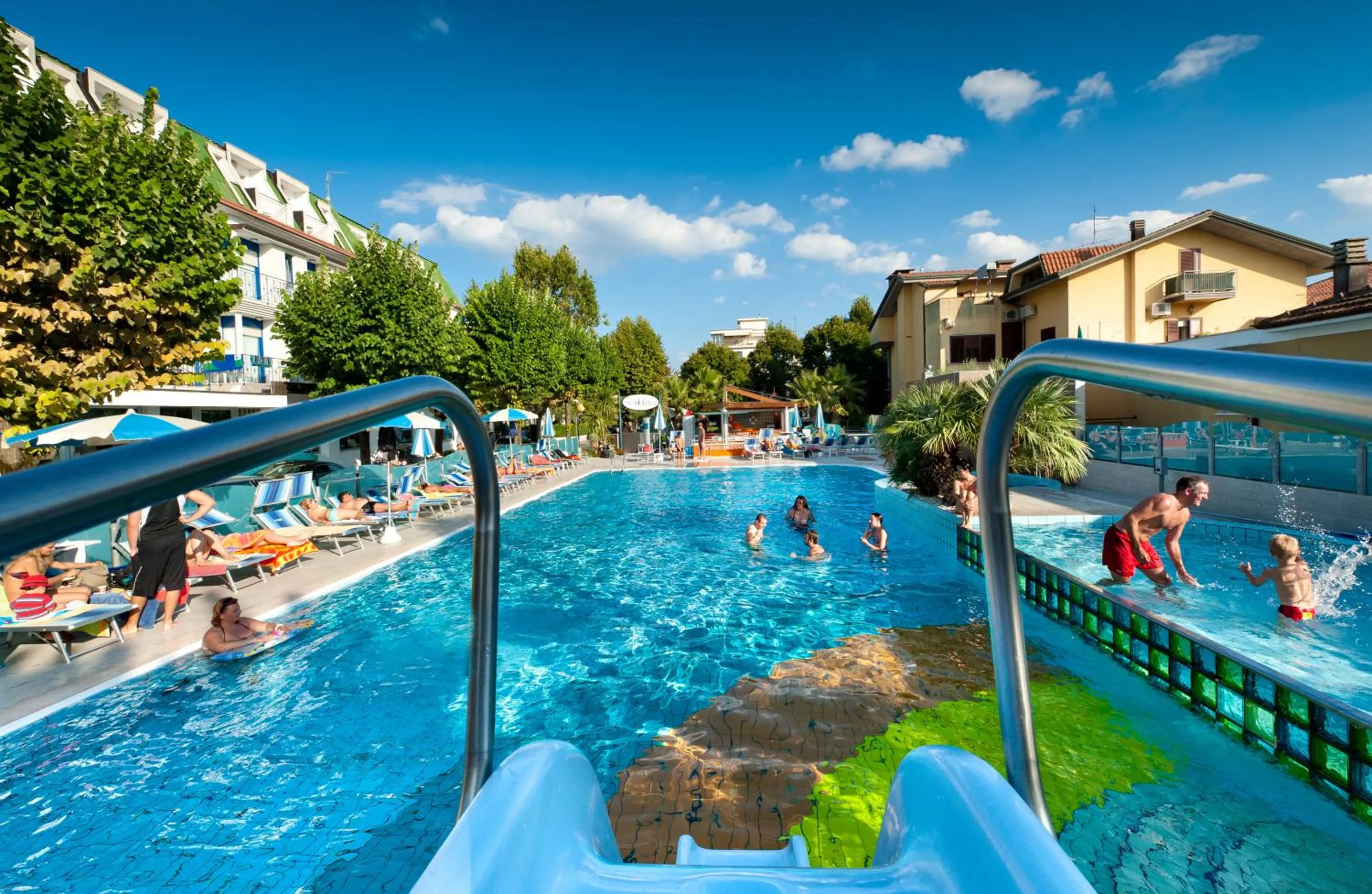 Day in Hotel Paris Resort