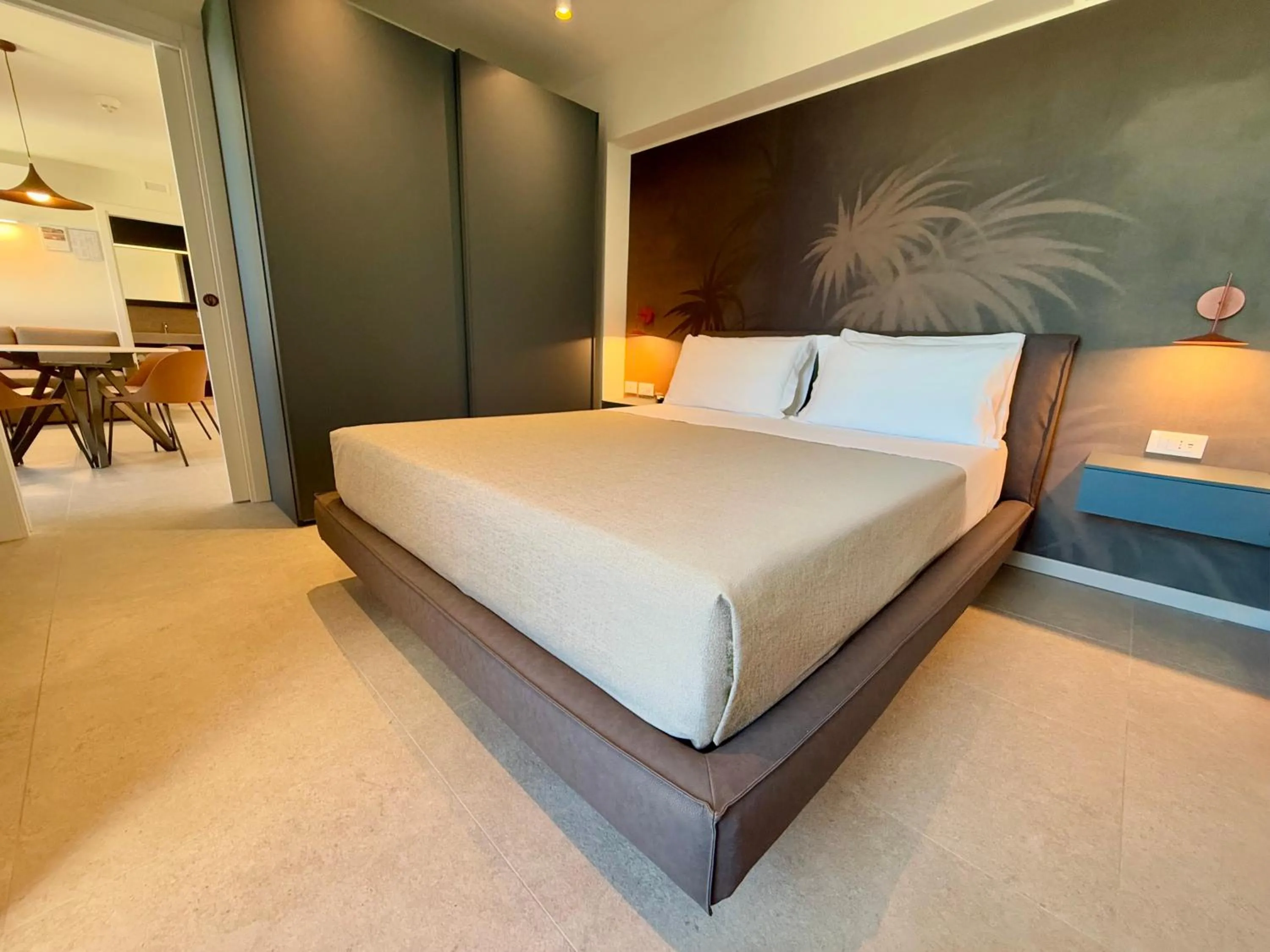 Bed in Hotel Paris Resort