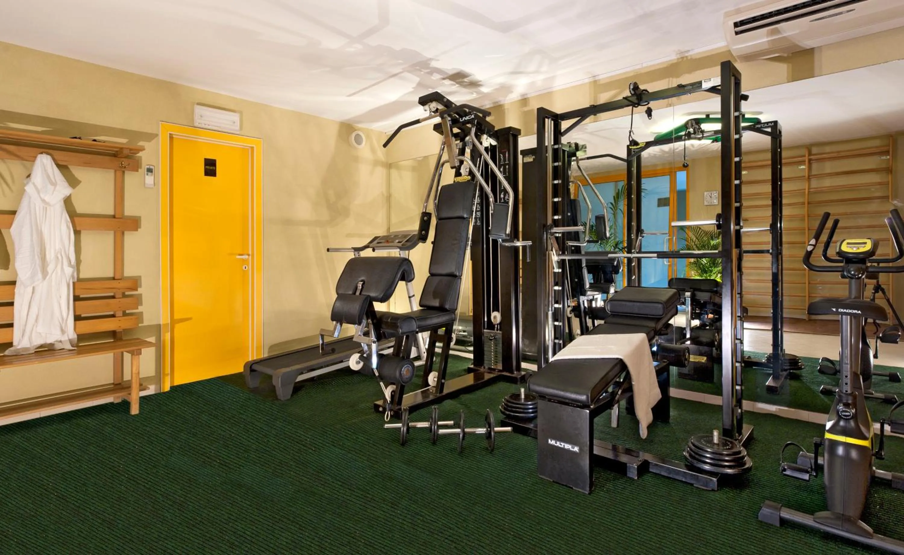 Spa and wellness centre/facilities in Hotel Paris Resort