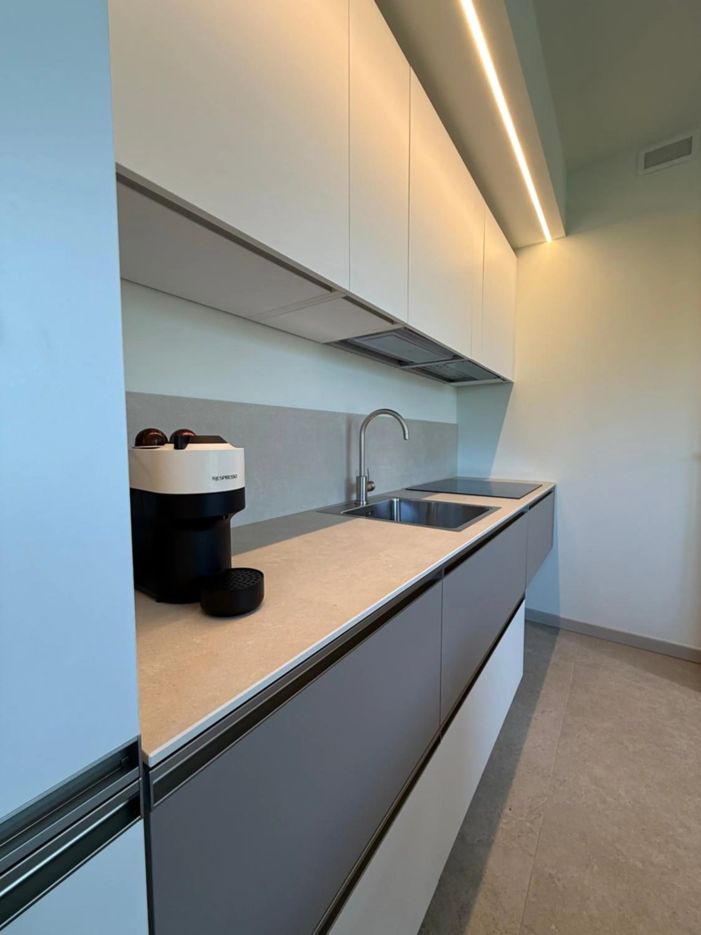 kitchen in Hotel Paris Resort