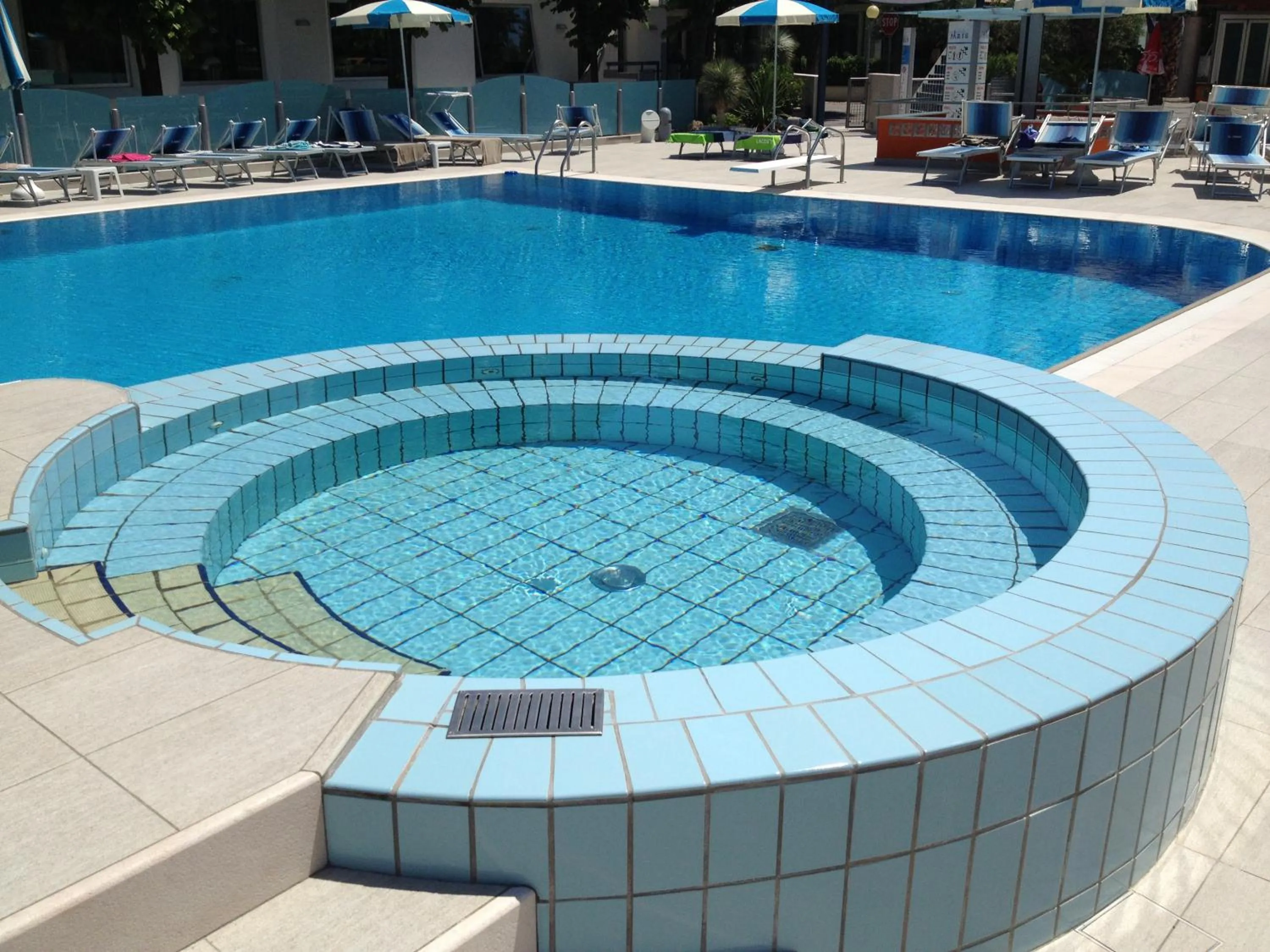 Day in Hotel Paris Resort