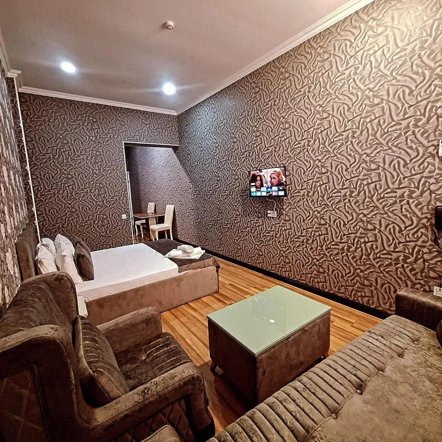 Photo of the whole room, Bed in Nord West Hotel