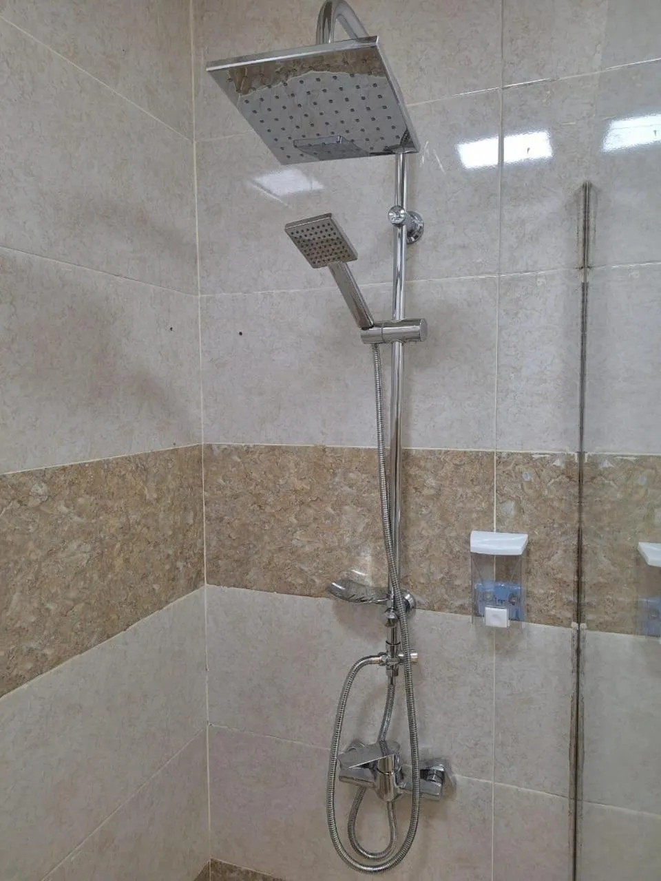 Shower in Nord West Hotel