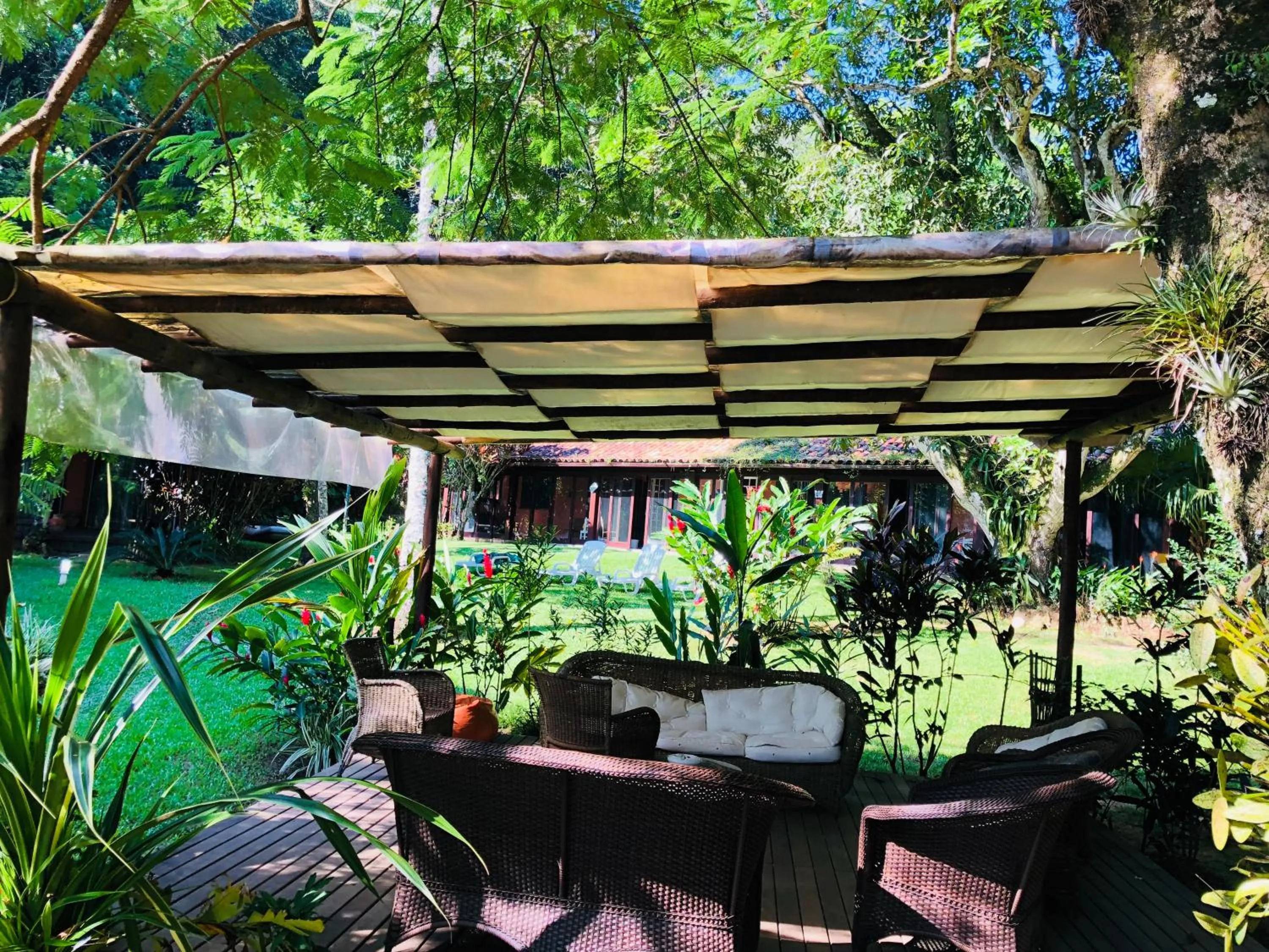 Garden in Praia da Crena