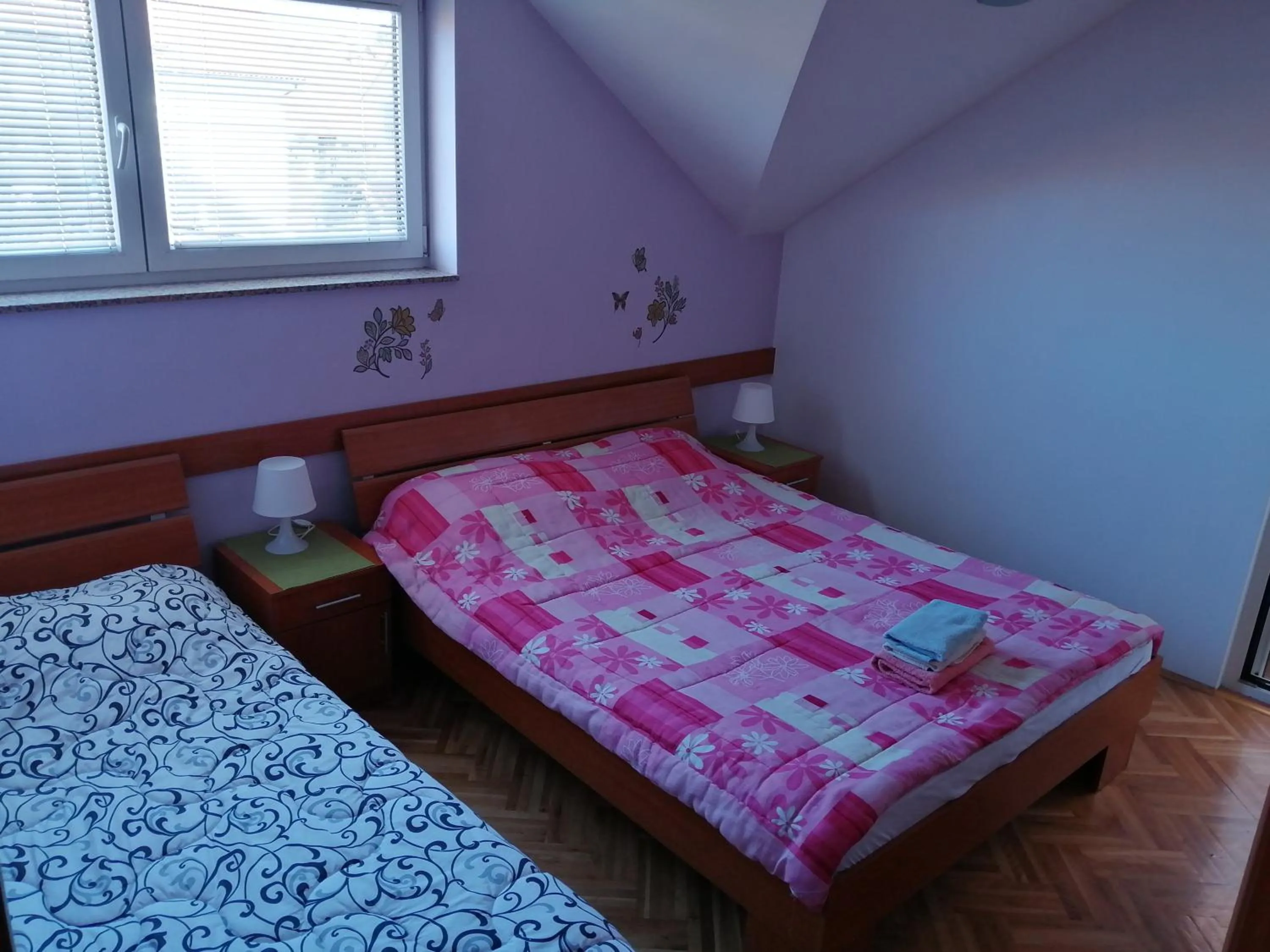 Bed in Apartments Bella Mare Belgrade