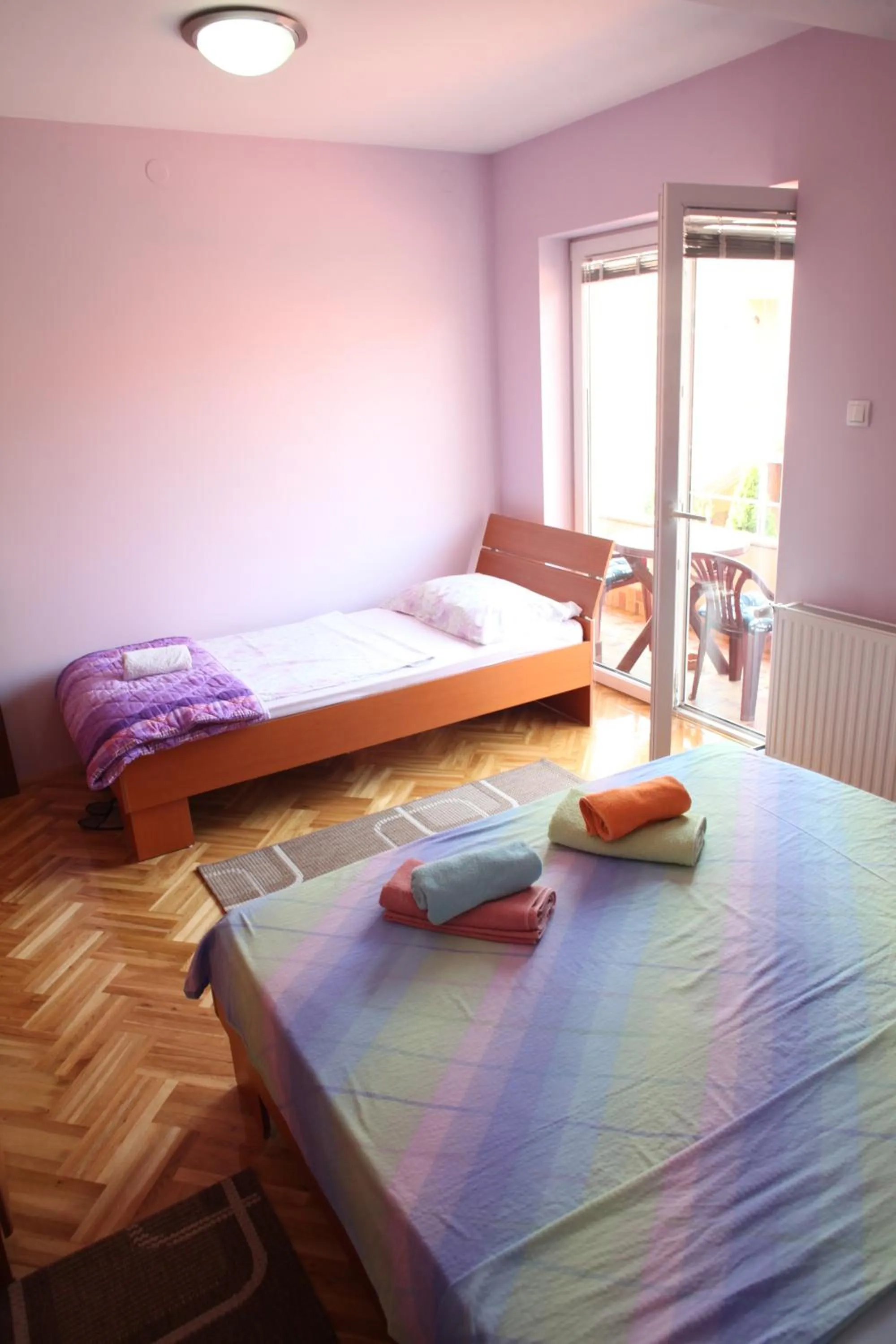 Bed in Apartments Bella Mare Belgrade