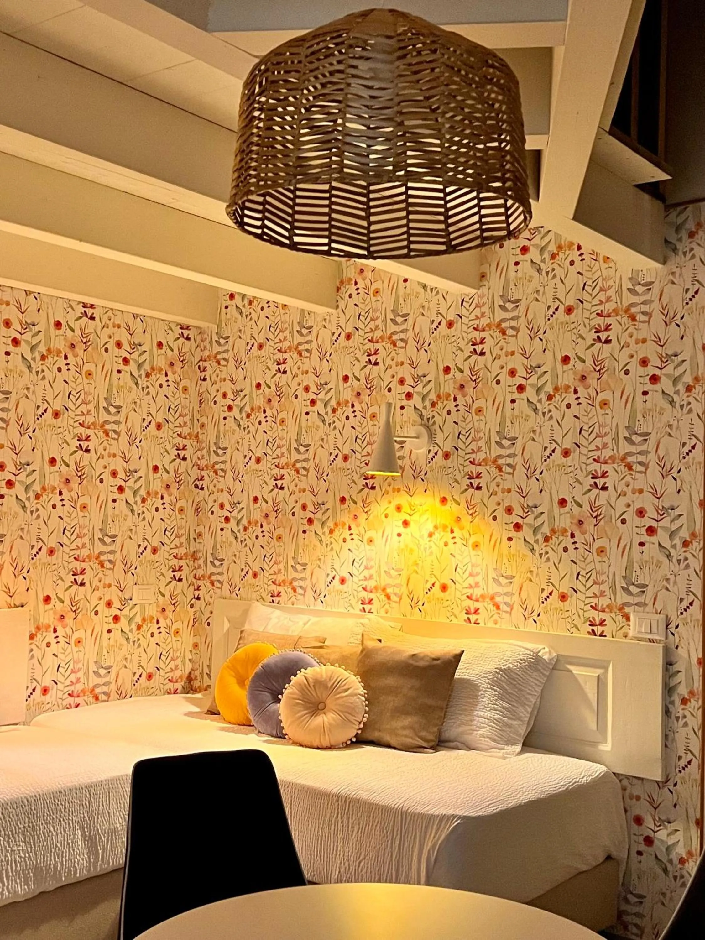 Living room, Bed in Palazzo Matà Boutique Hotel