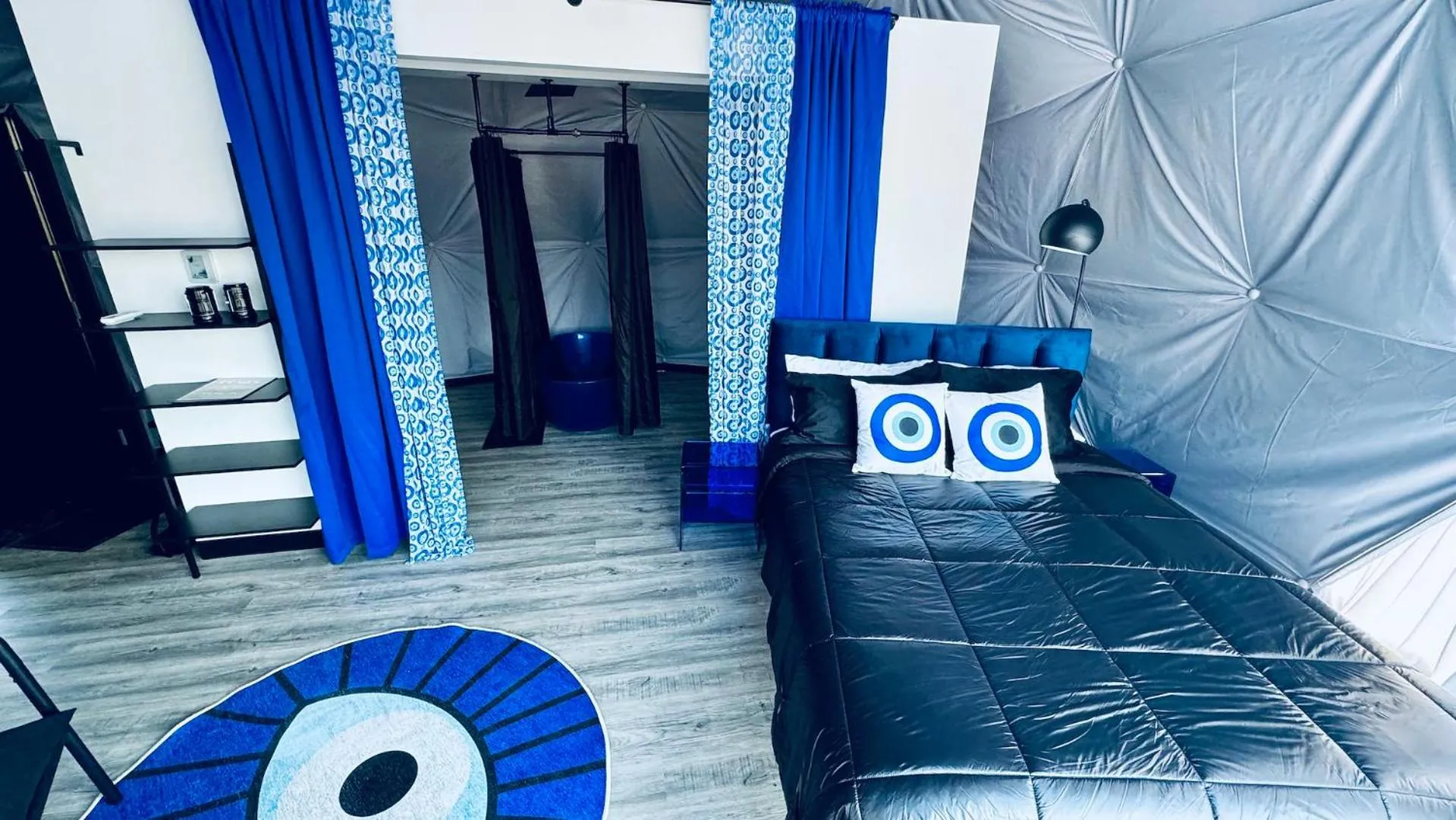 Bedroom in DayDreamer Domes