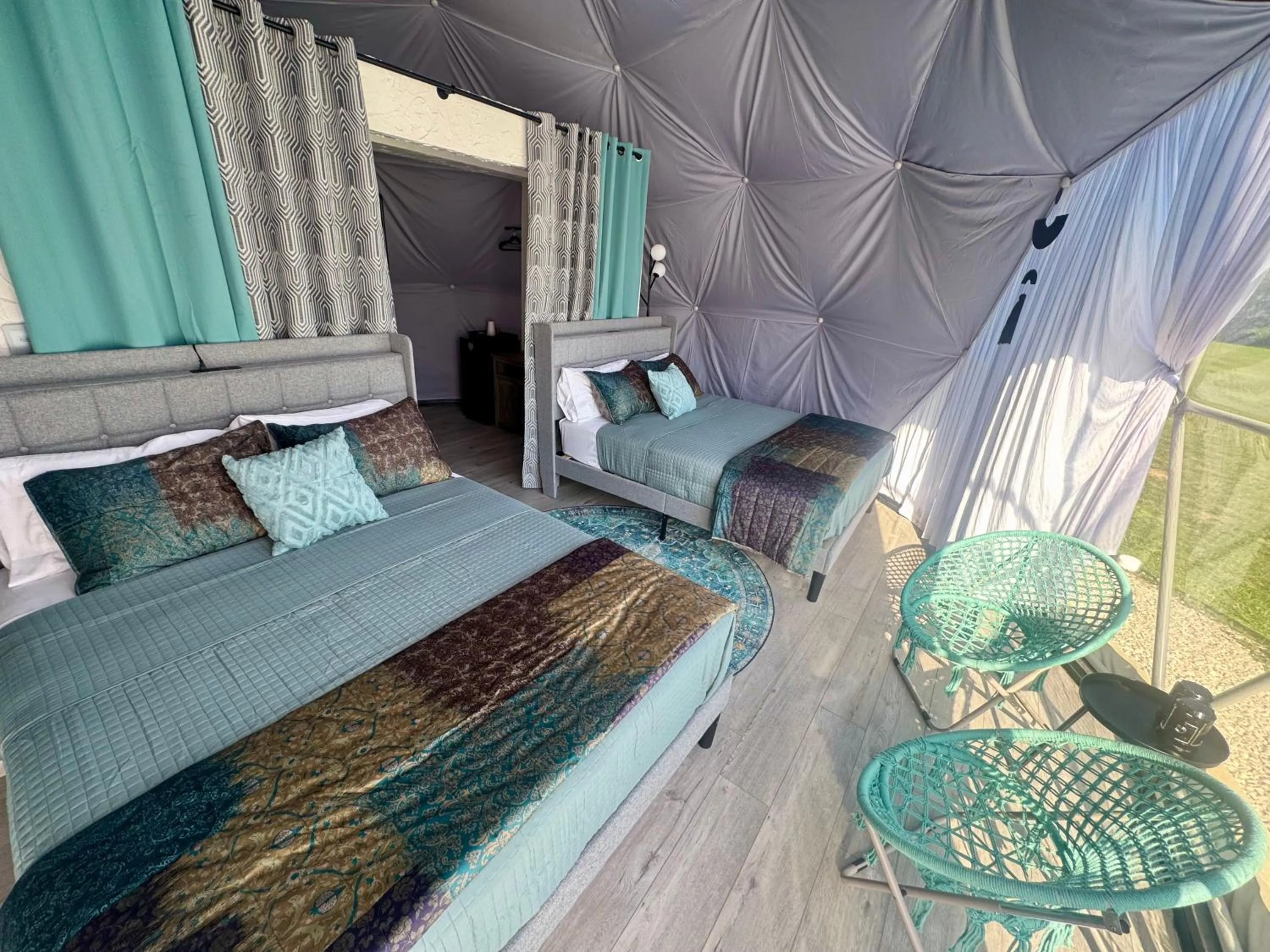 Bed in DayDreamer Domes